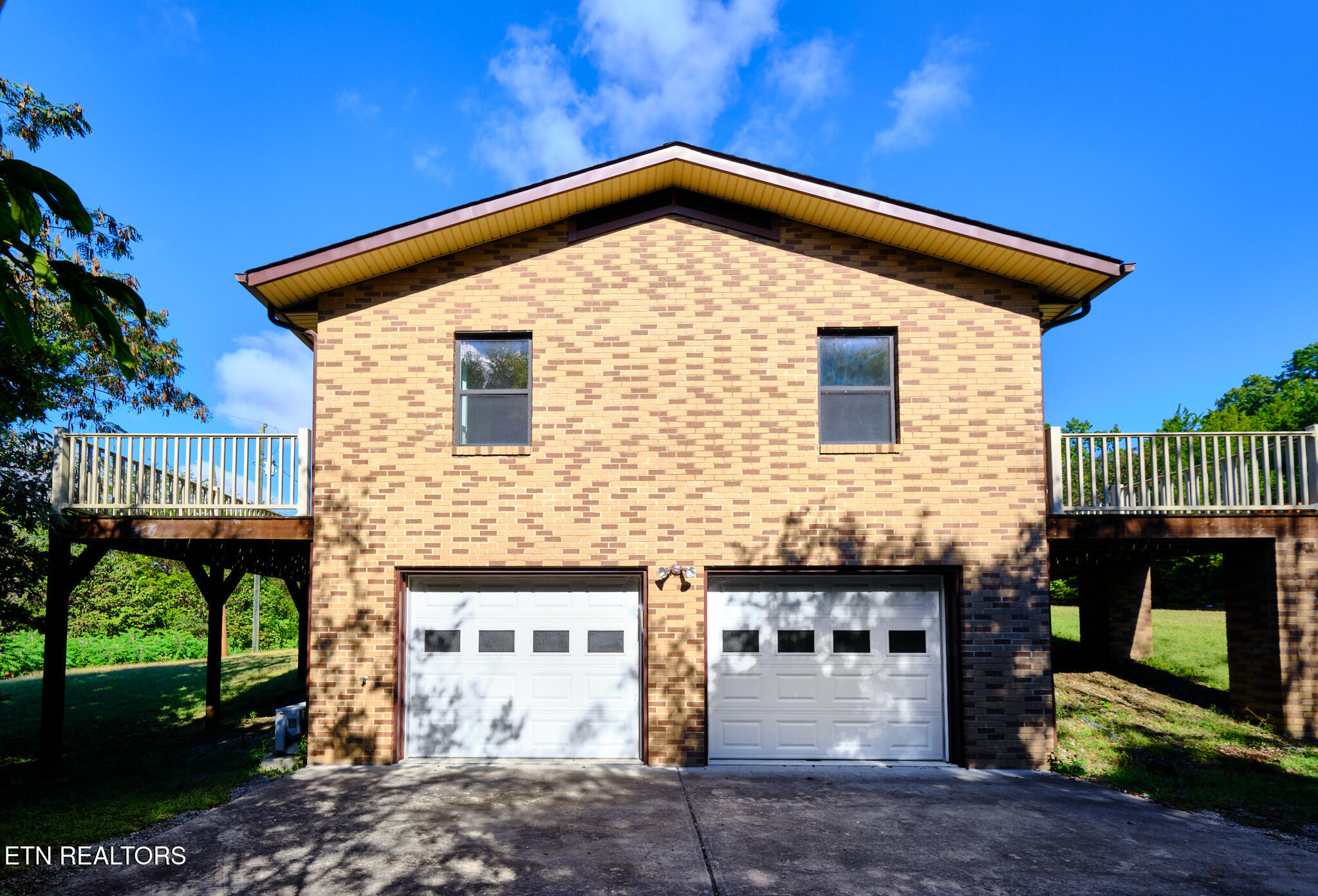 1105 Ridge Rd, Sevierville, TN 37862 — photo 2