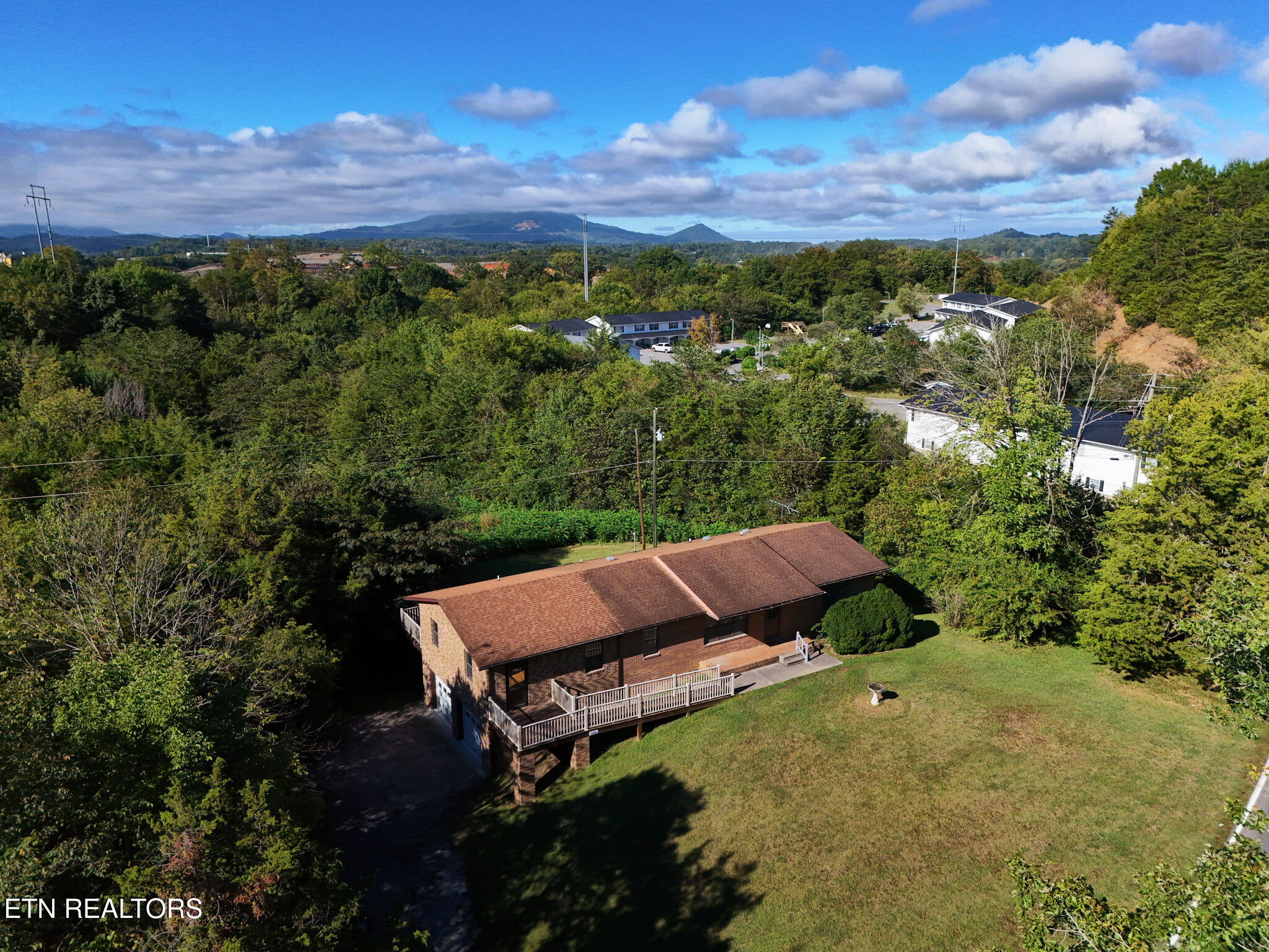 1105 Ridge Rd, Sevierville, TN 37862 — photo 3