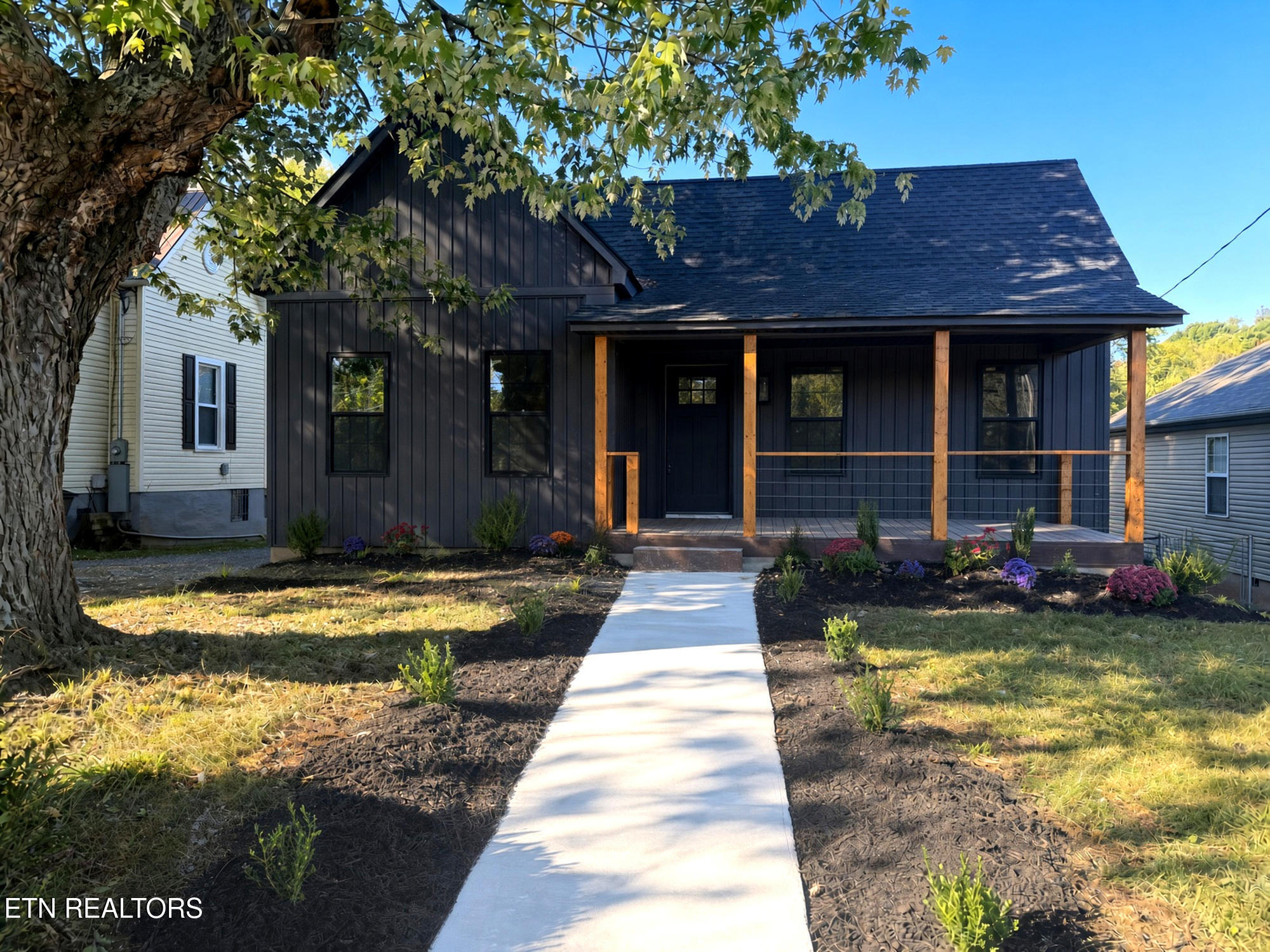 2127 Sevier Ave — photo