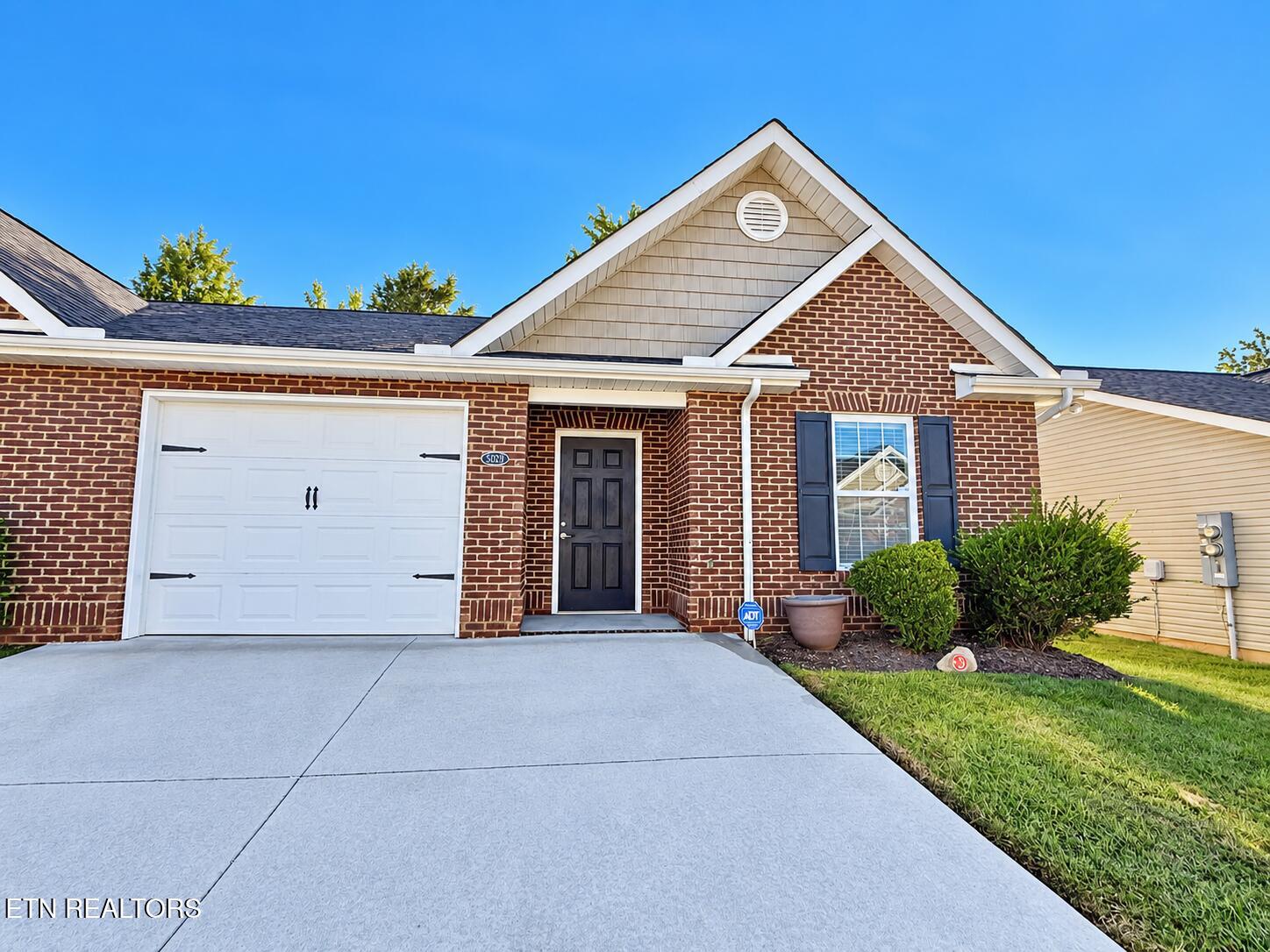 5029 White Petal Way — photo