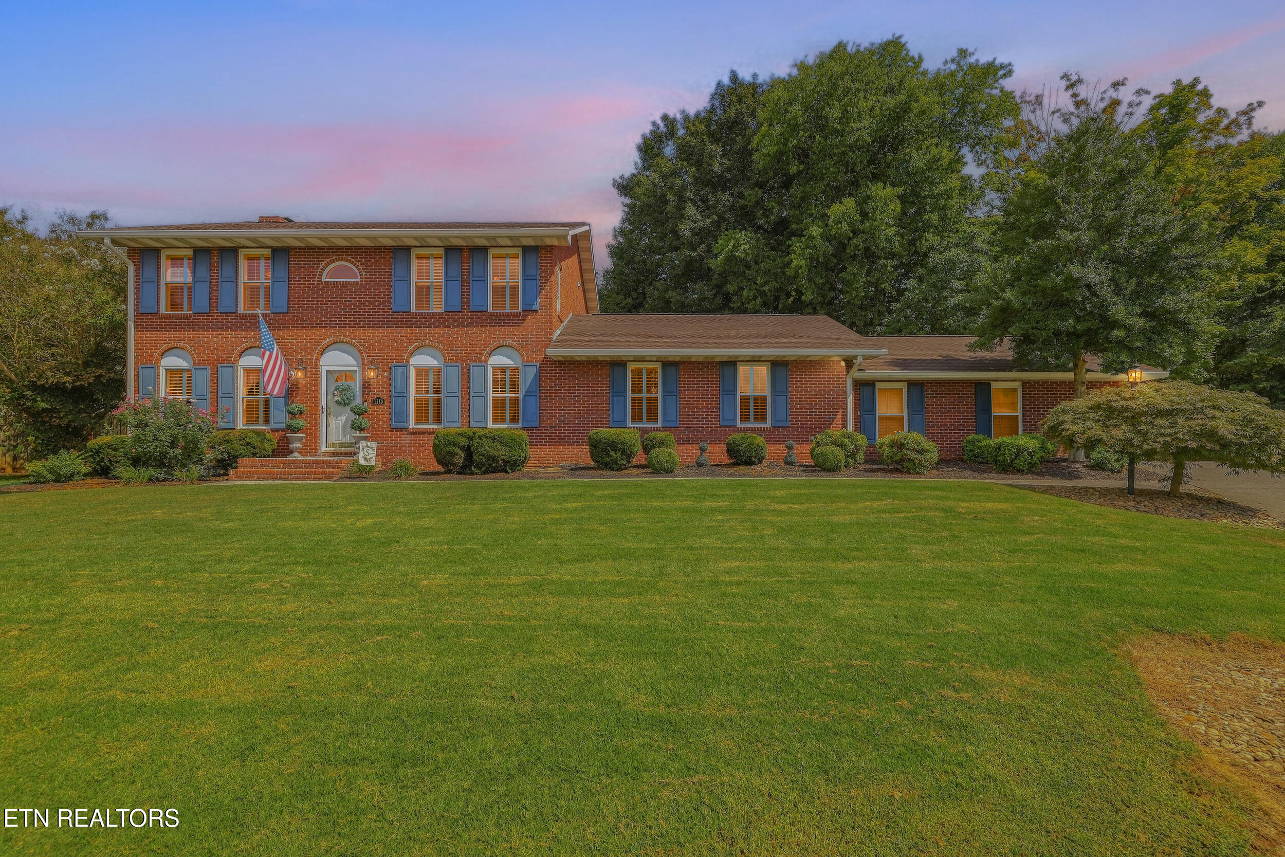 1118 Mountain Breeze Court — photo
