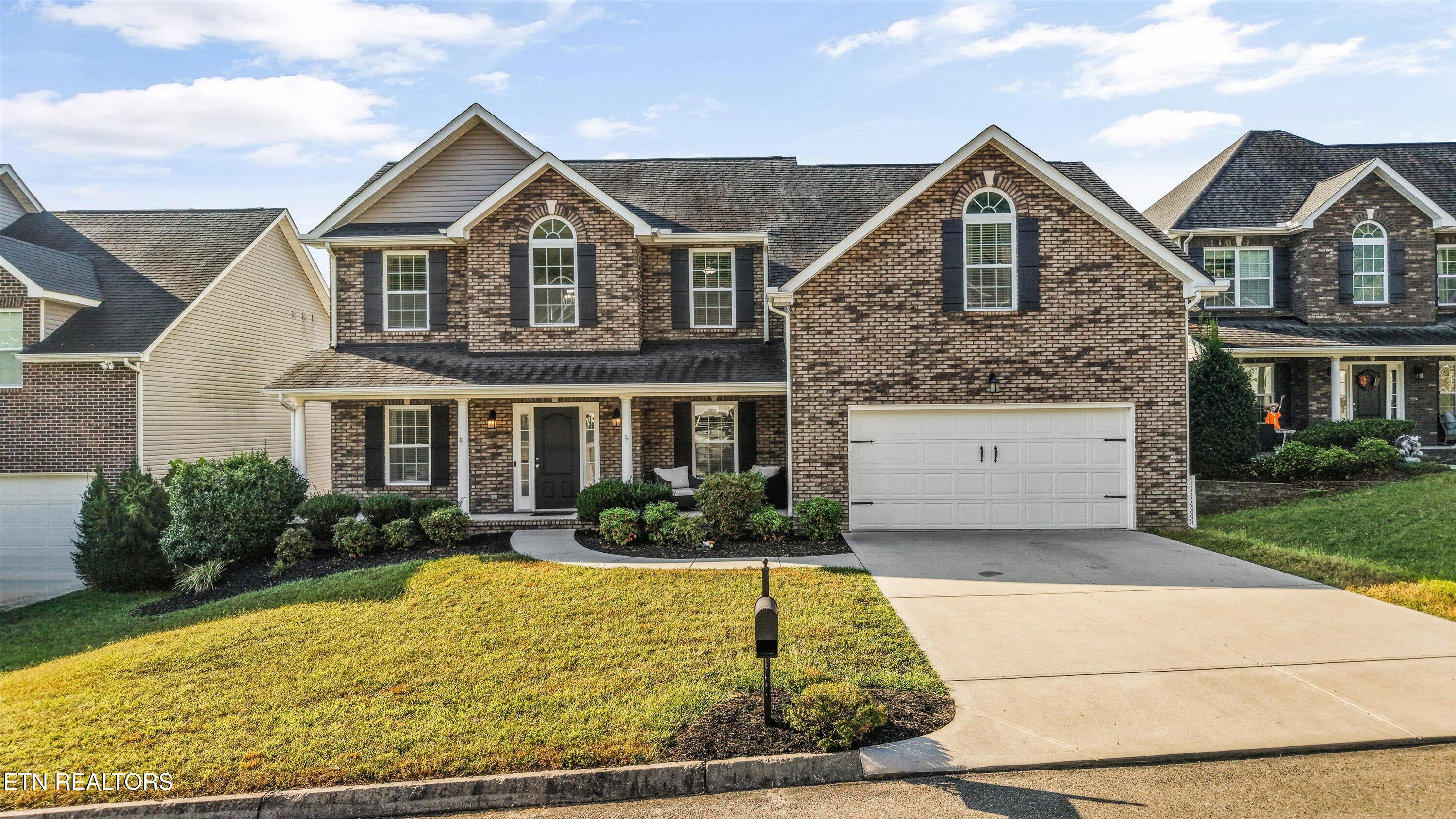 6016 Hollow View Lane — photo