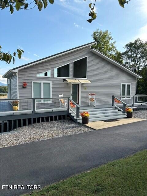 811 Plainview Drive — photo