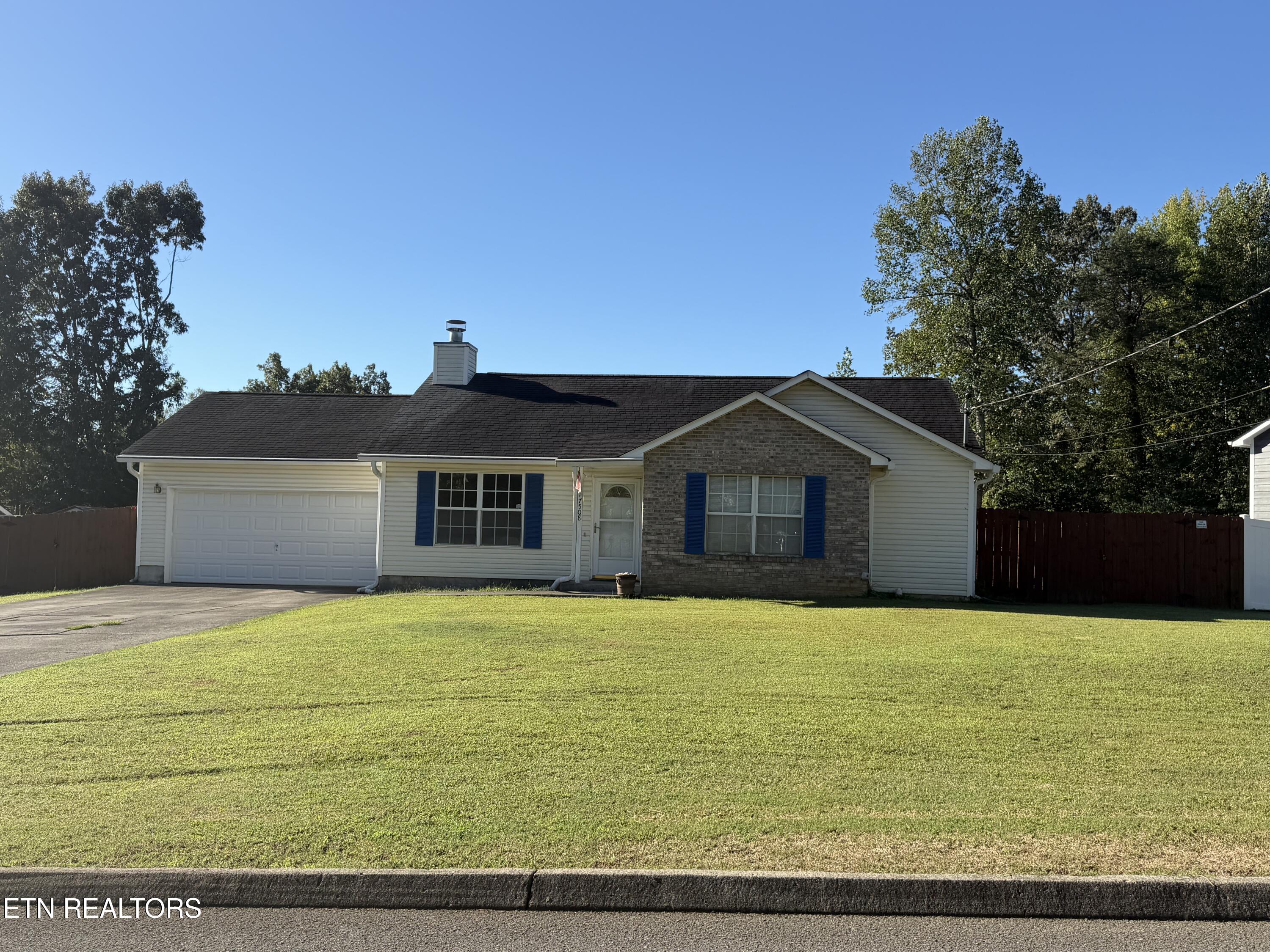 7508 Mountie Lane — photo