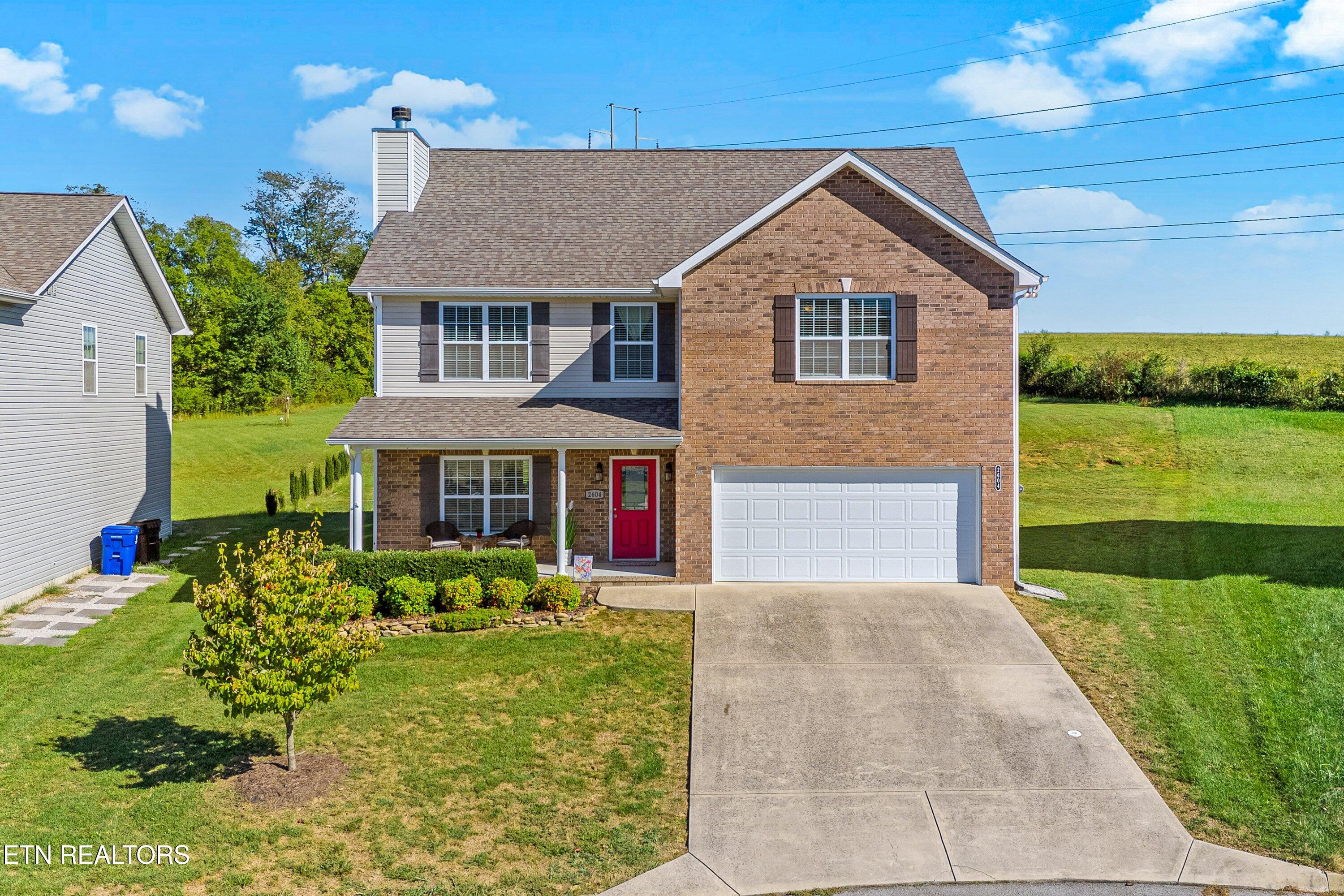 2604 Honey Hill Rd — photo