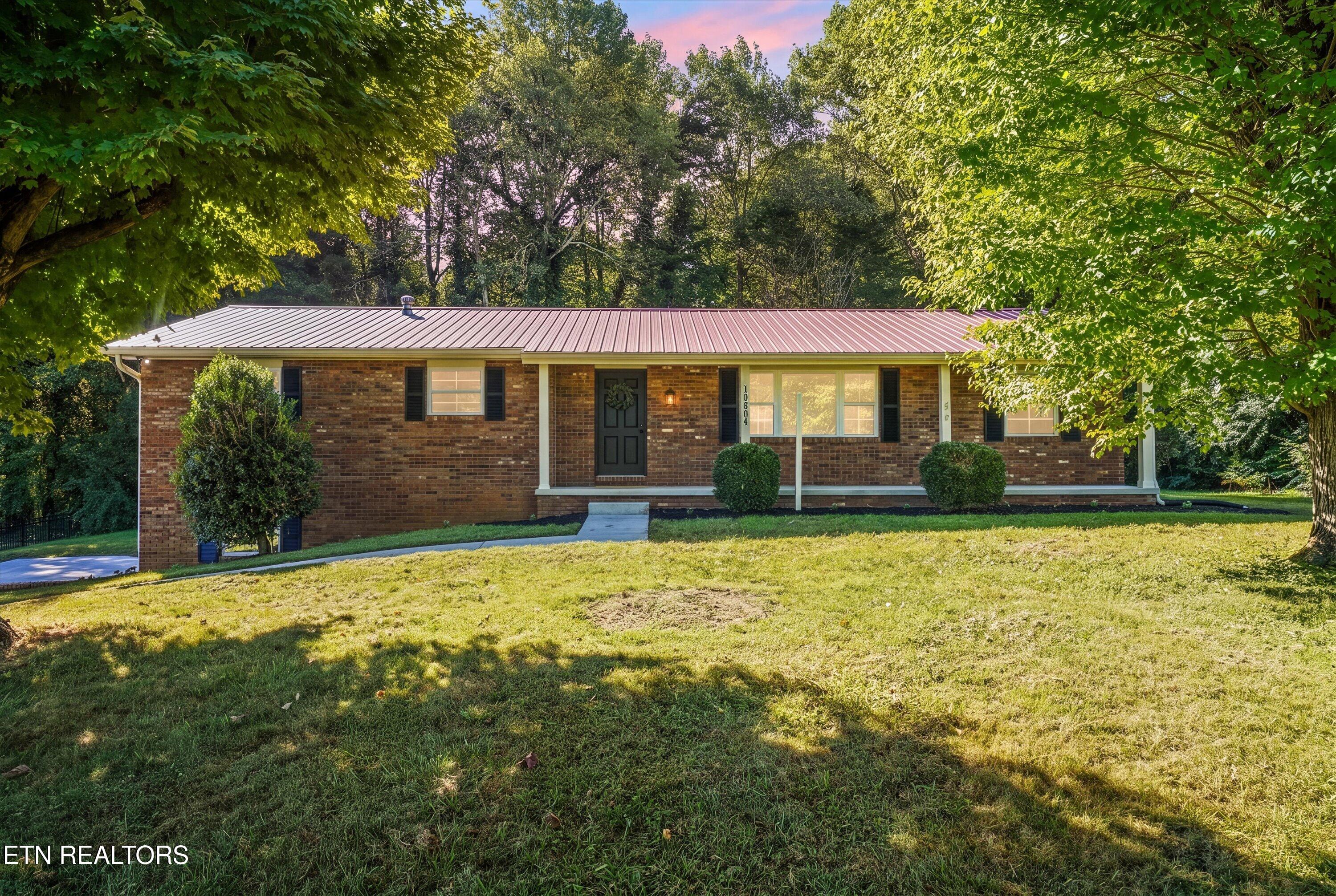10604 Pinedale Drive — photo