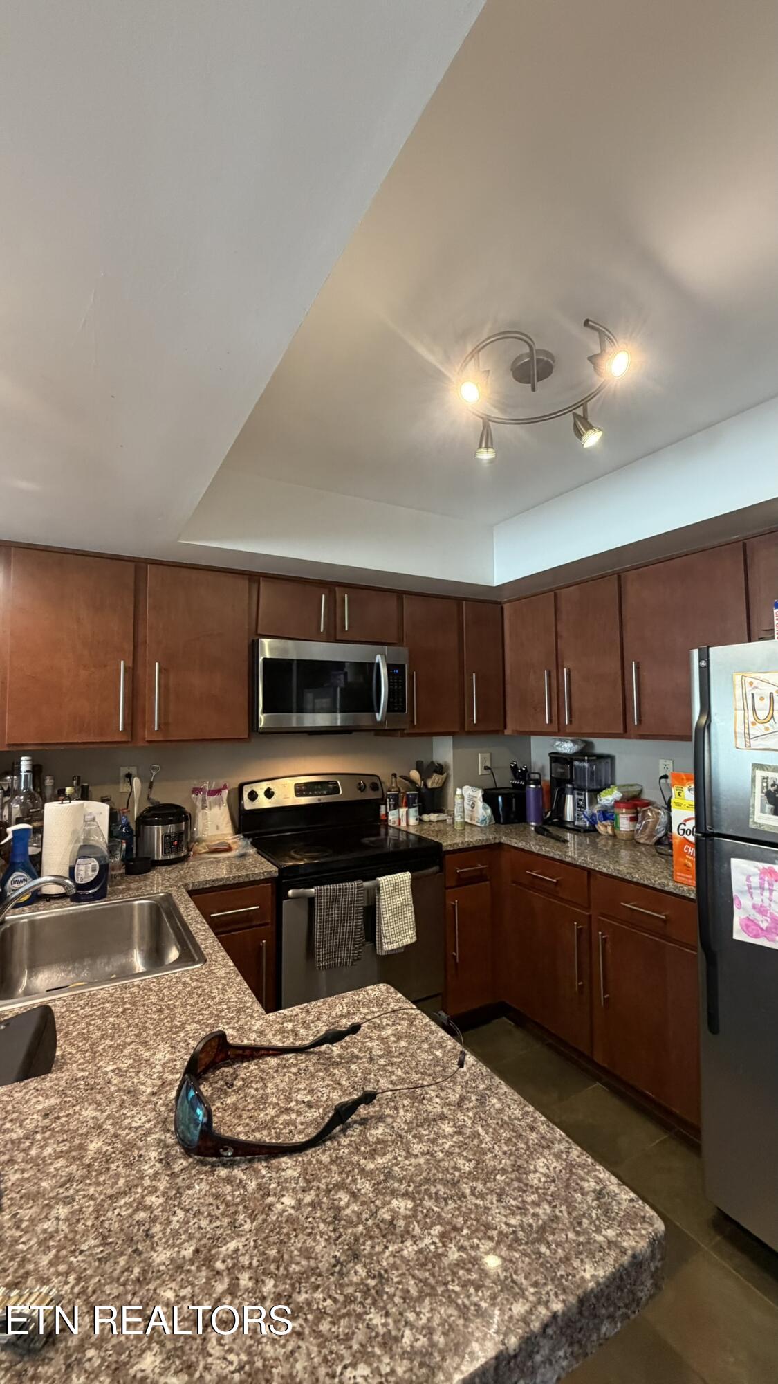 1735 Lake Ave 1004 — photo
