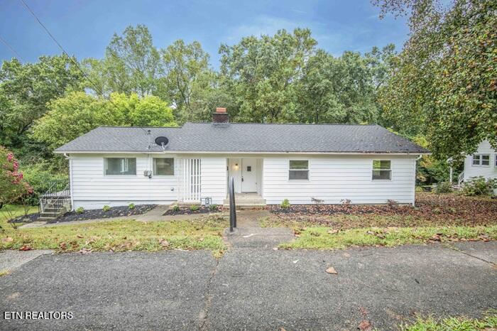 114 Euclid Circle — photo