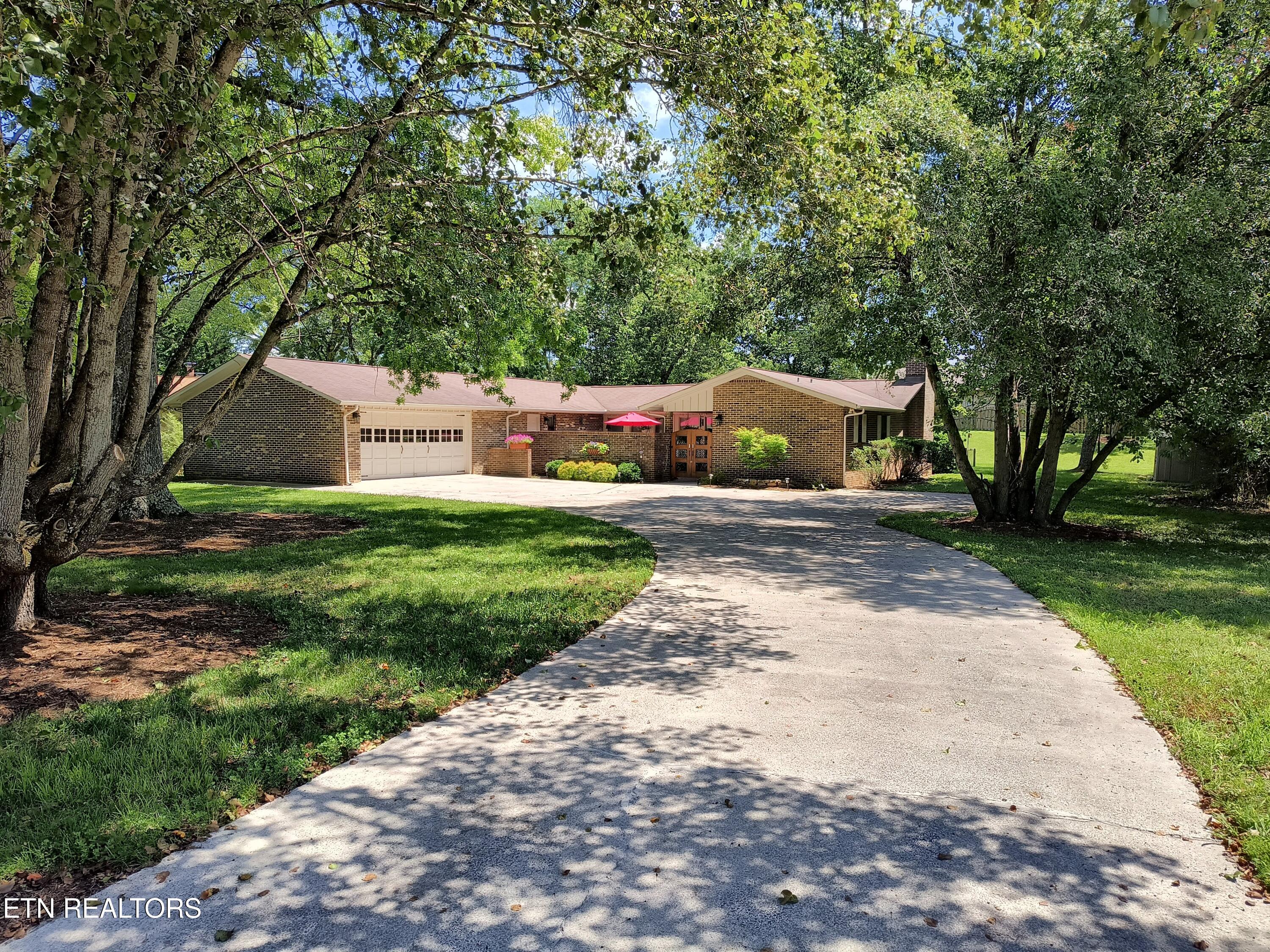 100 Antioch Drive — photo