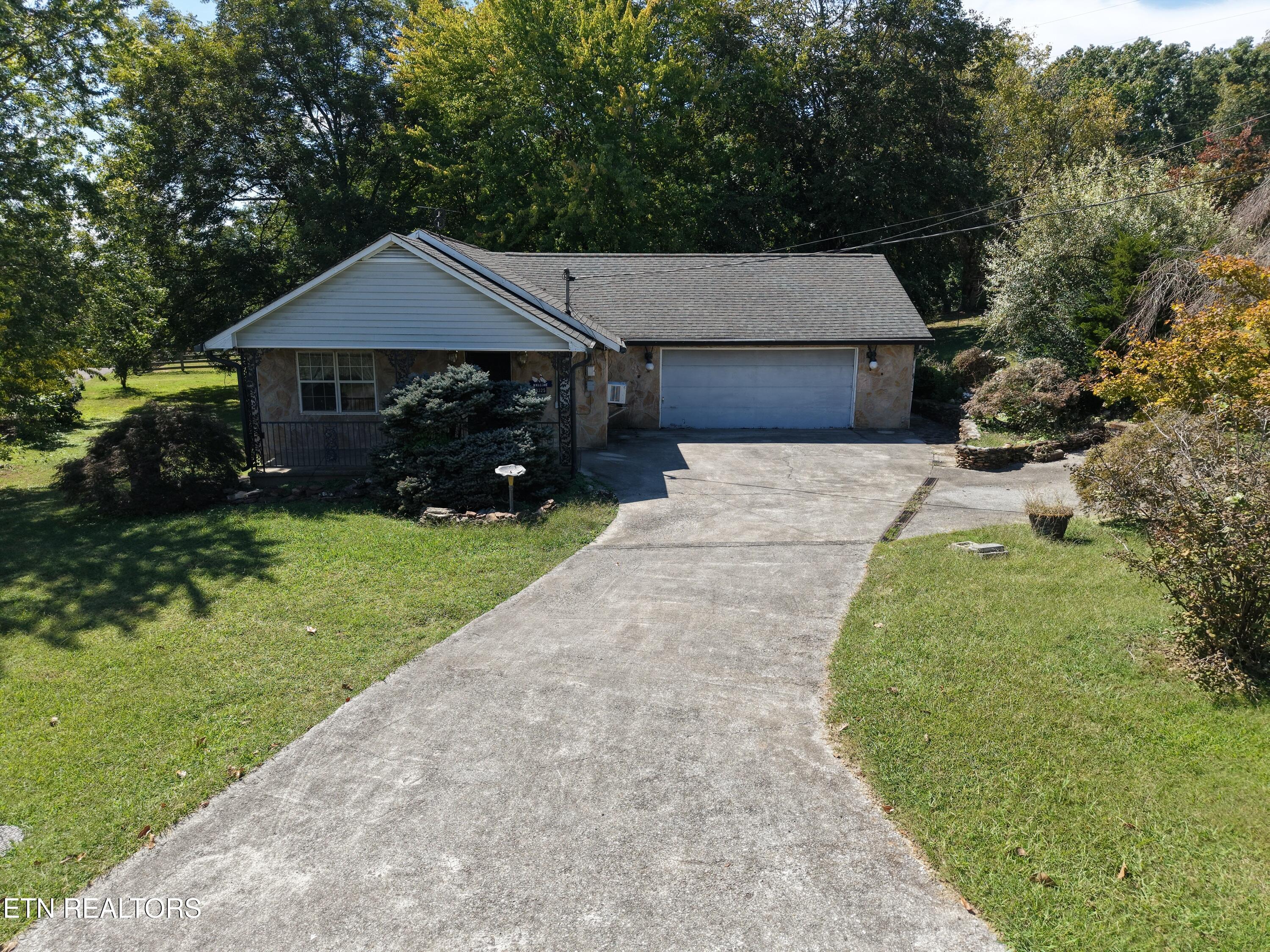 8325 Sharp Rd — photo