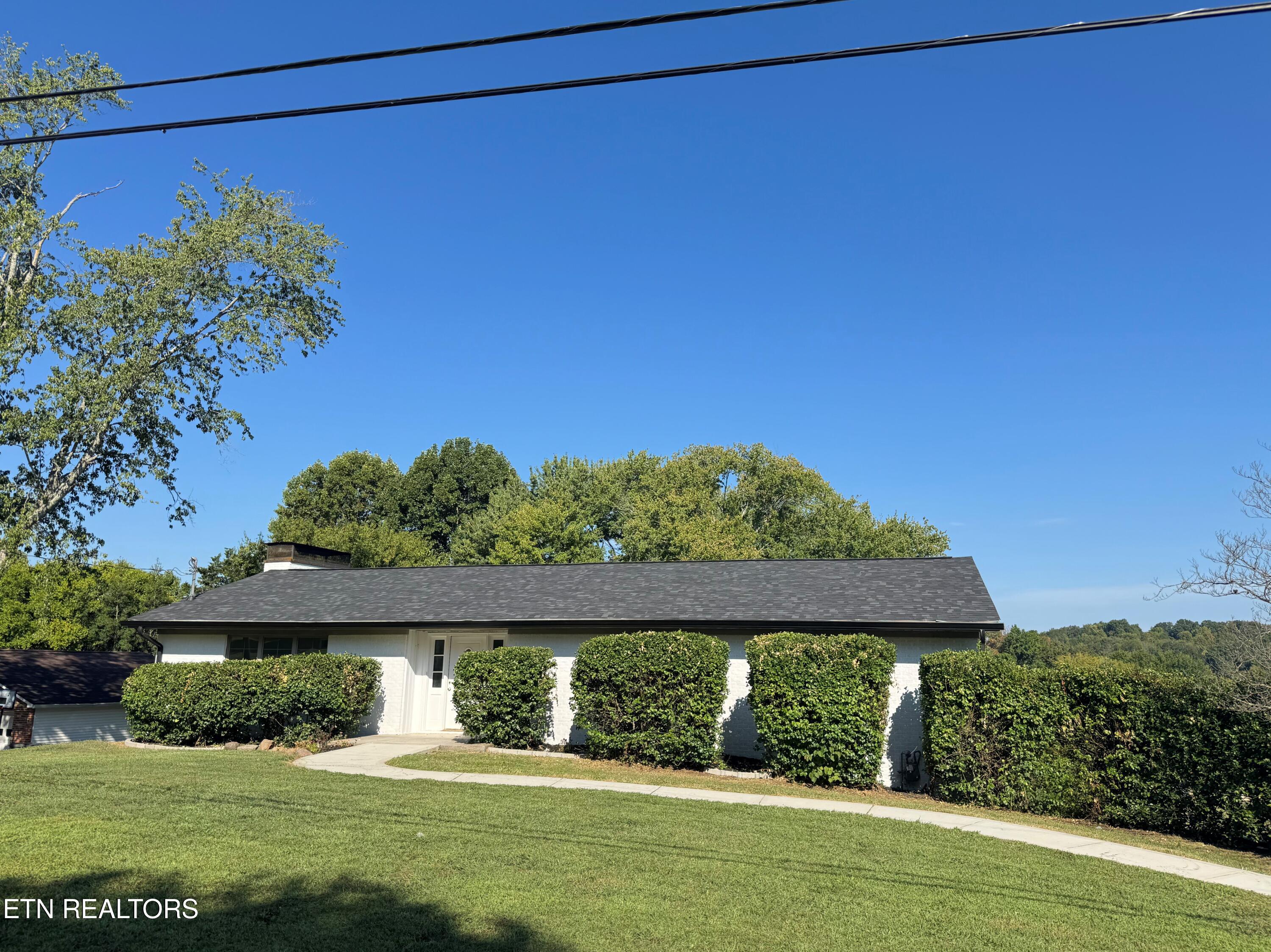 1220 Scenic Hill Drive — photo