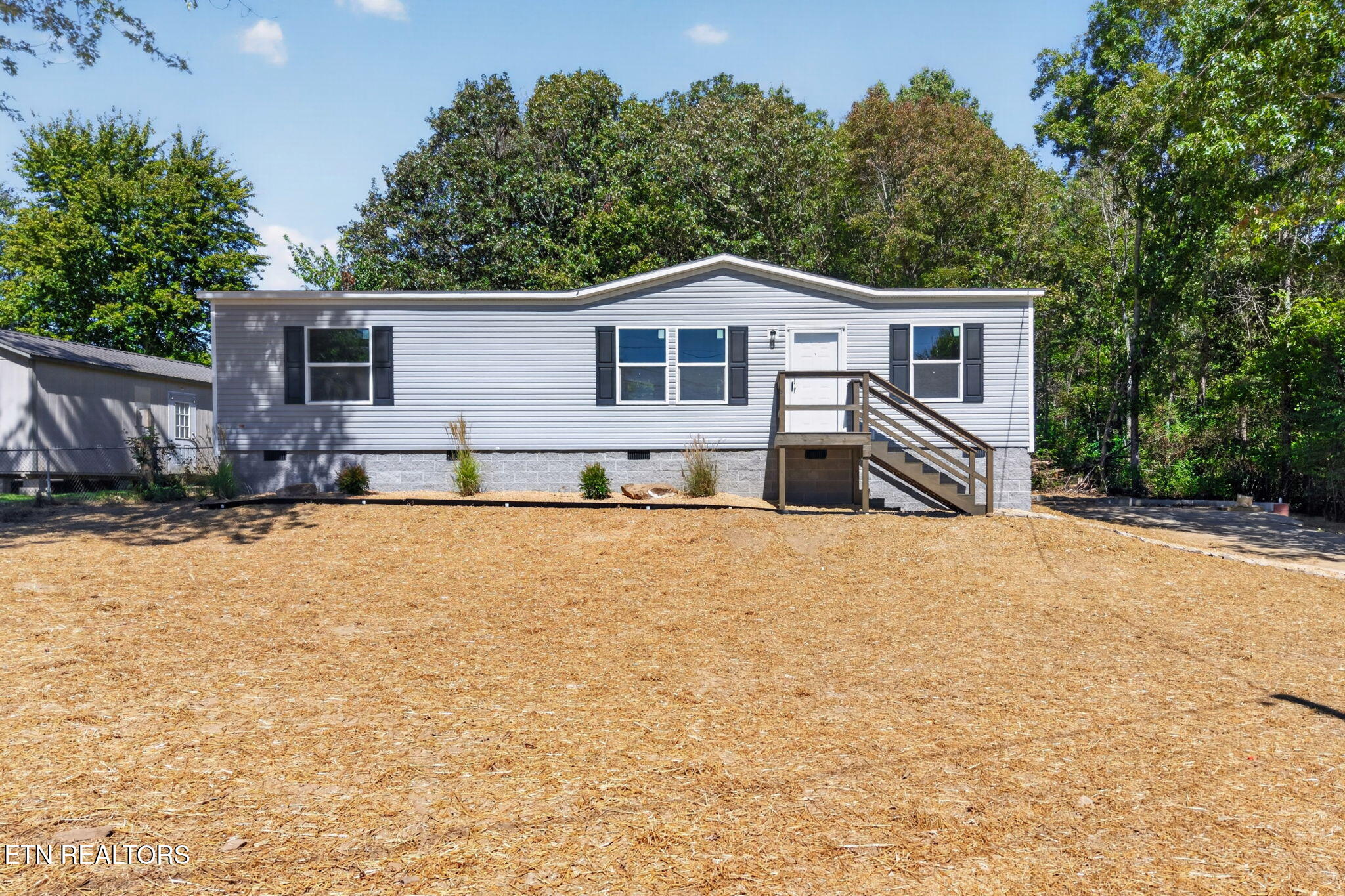 736 Shadberry Drive — photo