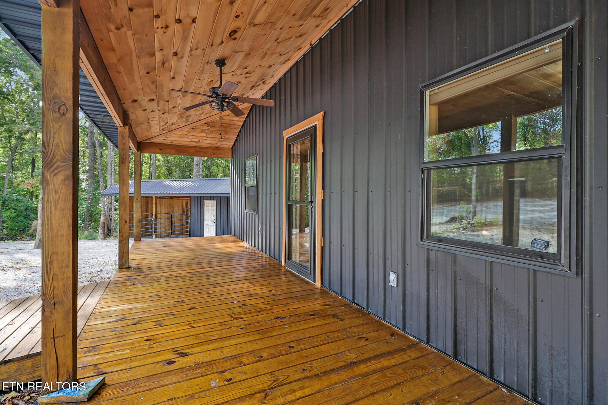 502 Buck Ridge Rd, Jamestown, TN 38556 — photo 3
