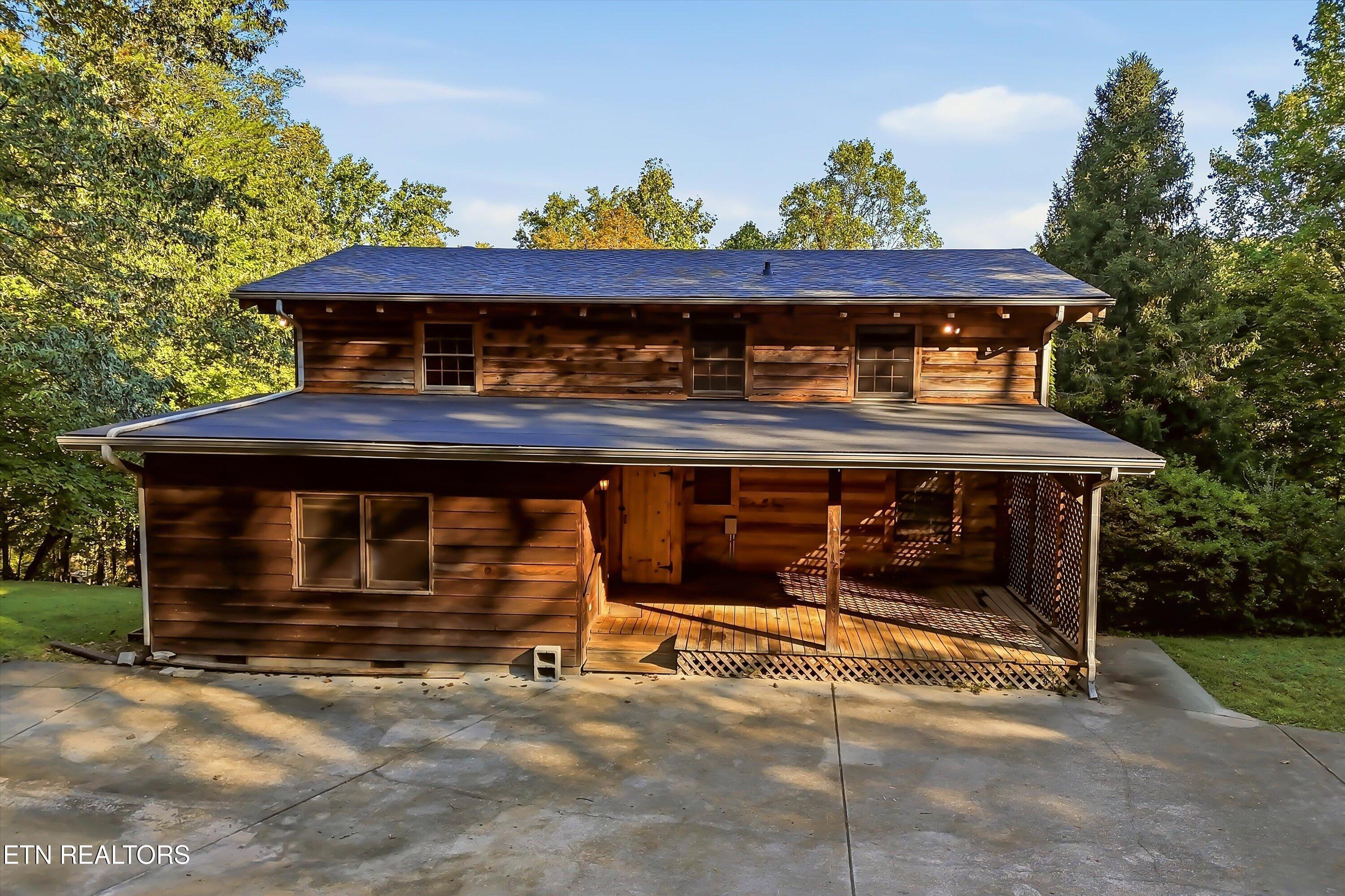 1027 N Sequoyah Drive — photo