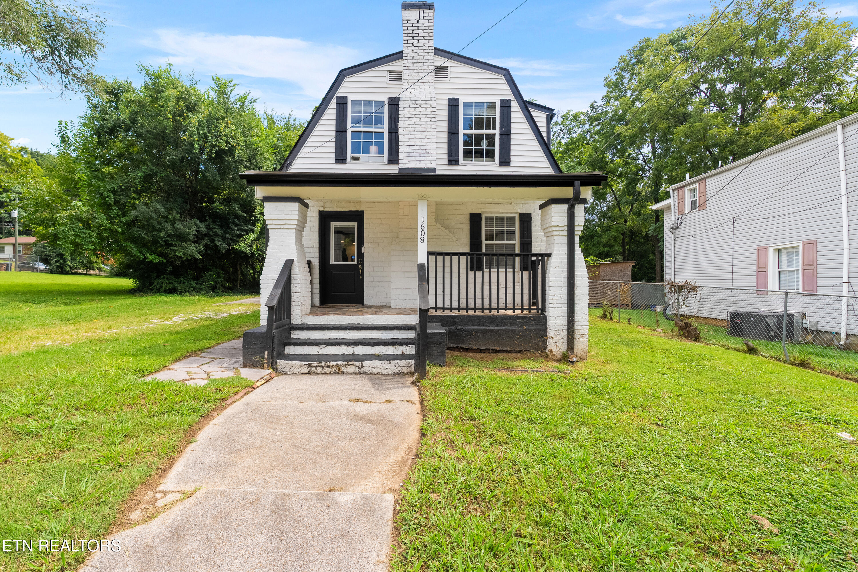 1608 Wilder Place — photo