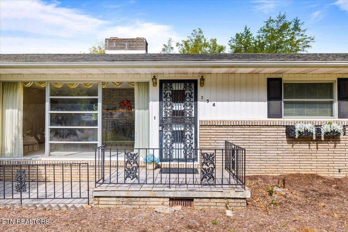 154 E Wolf Valley Rd, Heiskell, TN 37754 — photo 3