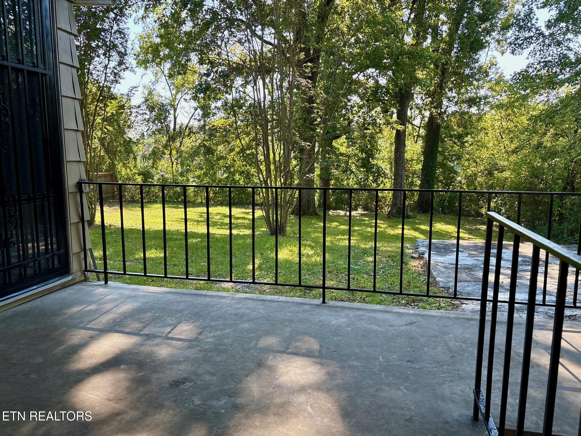 114 Townsend Rd, Oak Ridge, TN 37830 — photo 3