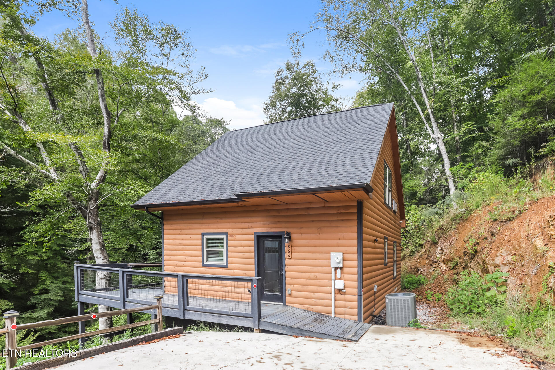866 Cabin Creek Way — photo