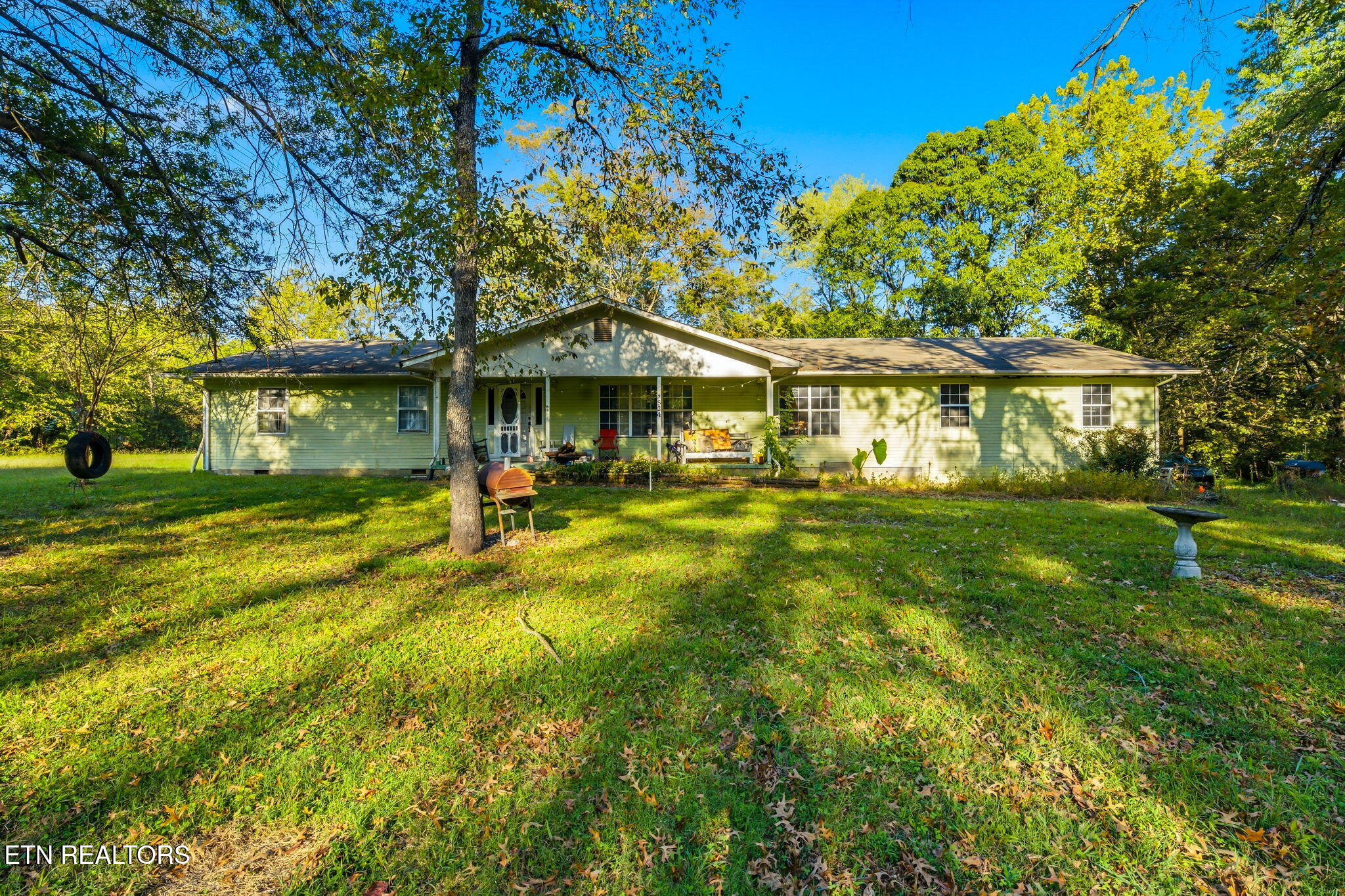 2524 Presnell Lane — photo