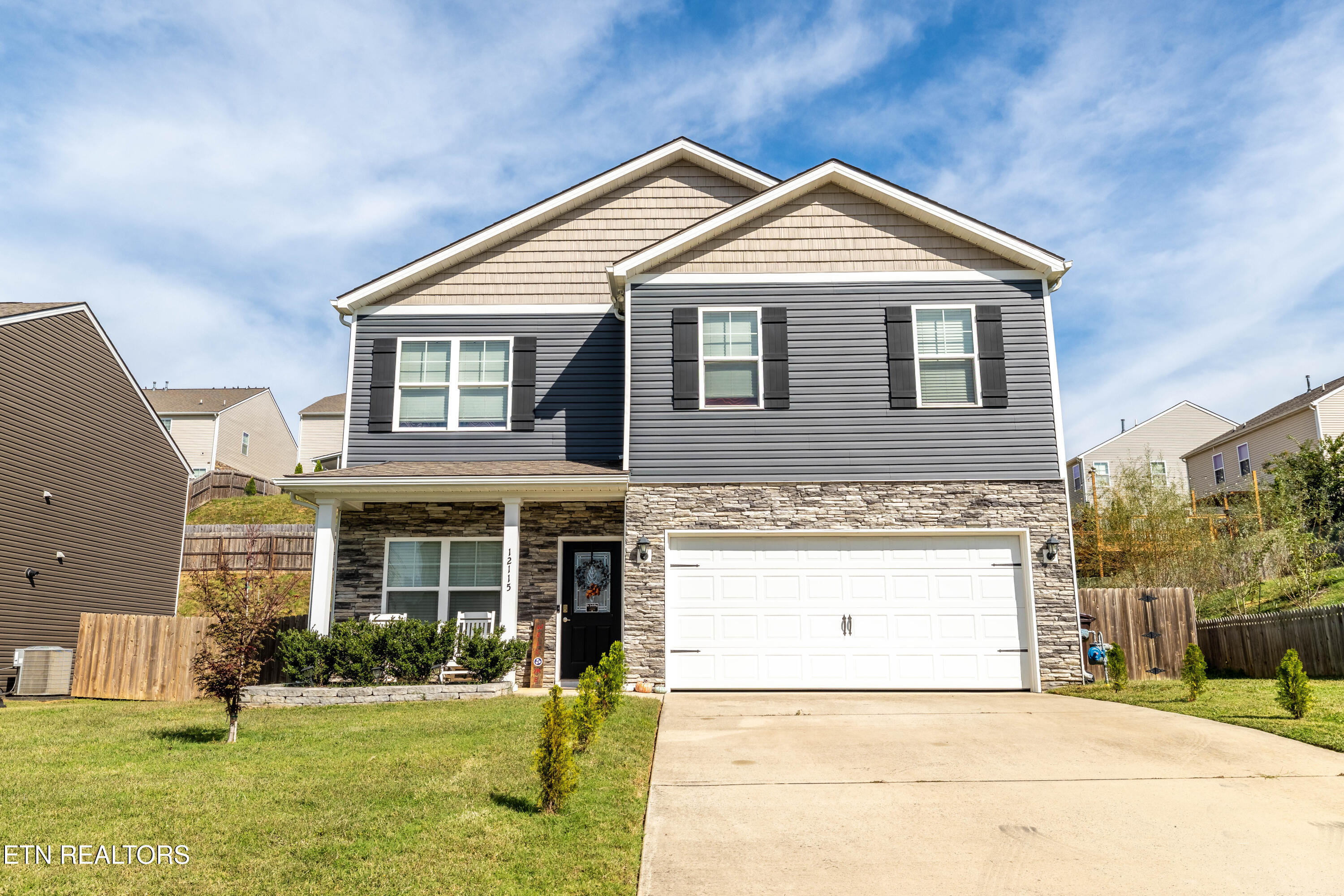 12115 Evergreen Terrace Lane — photo