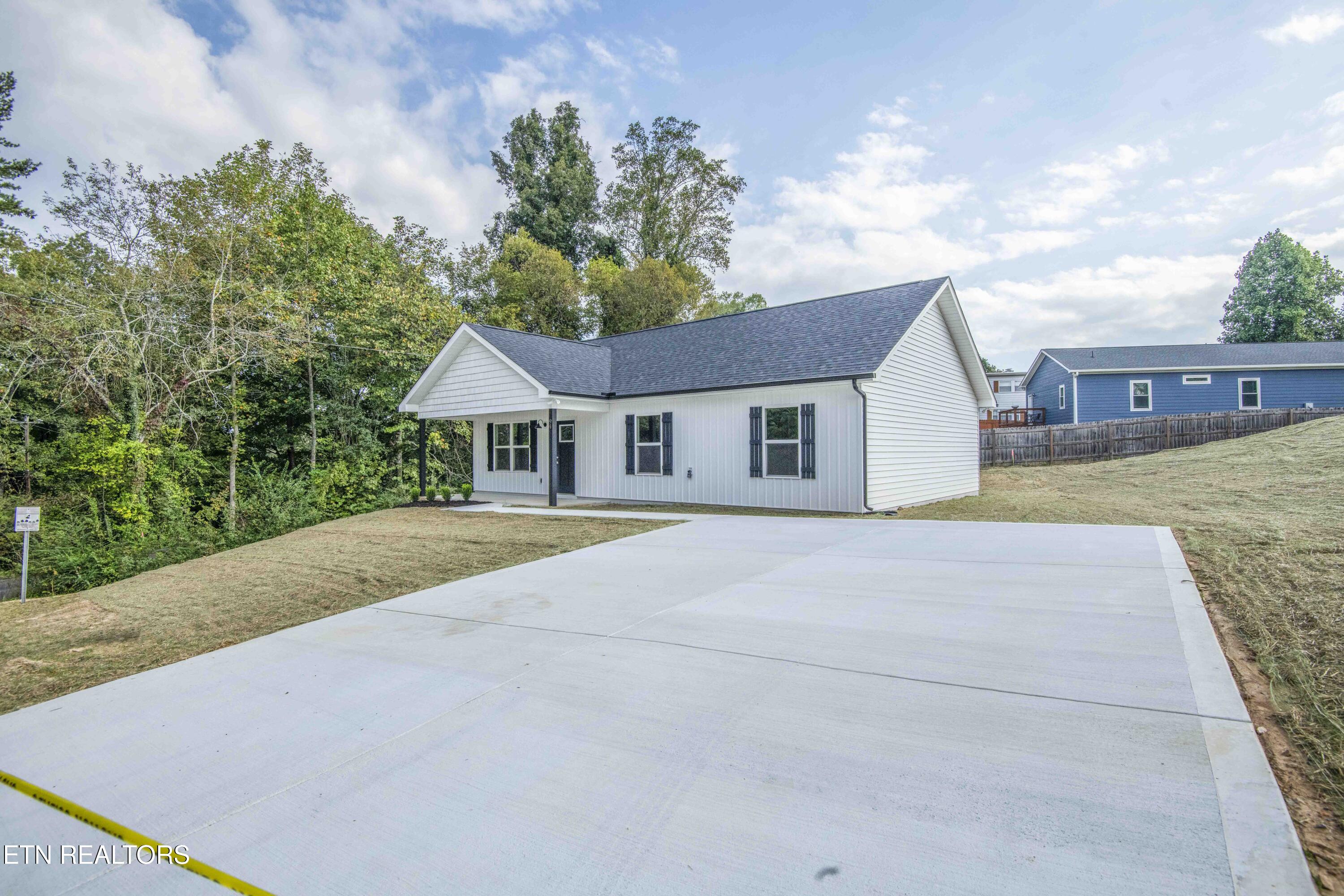 94 Wedgewood Rd, Oak Ridge, TN 37830 — photo 2