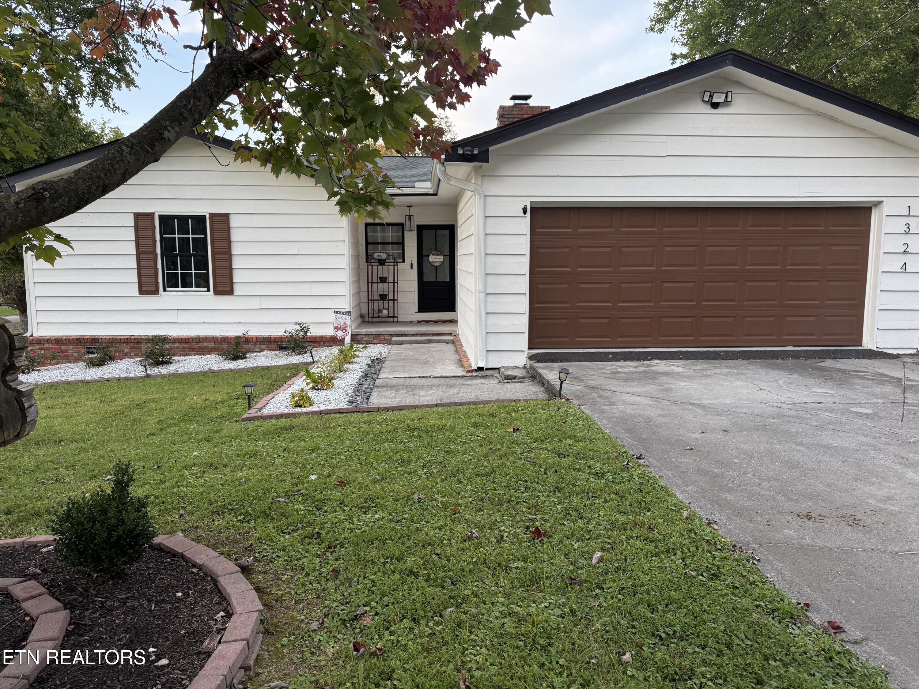 1324 Beechview Drive — photo