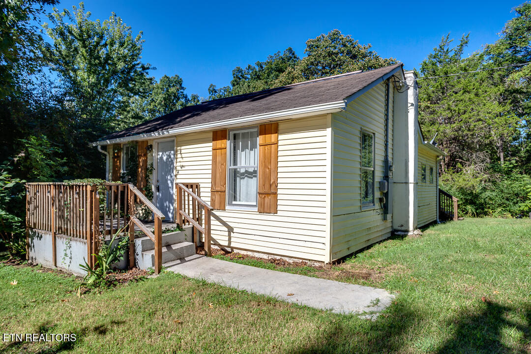 6835 Ridgeview Rd, Knoxville, TN 37918 — photo 2