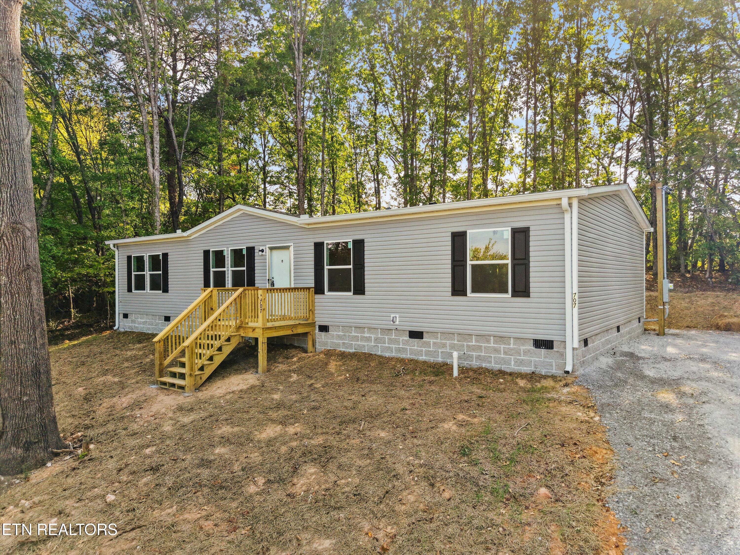 707 Old Riceville Rd — photo