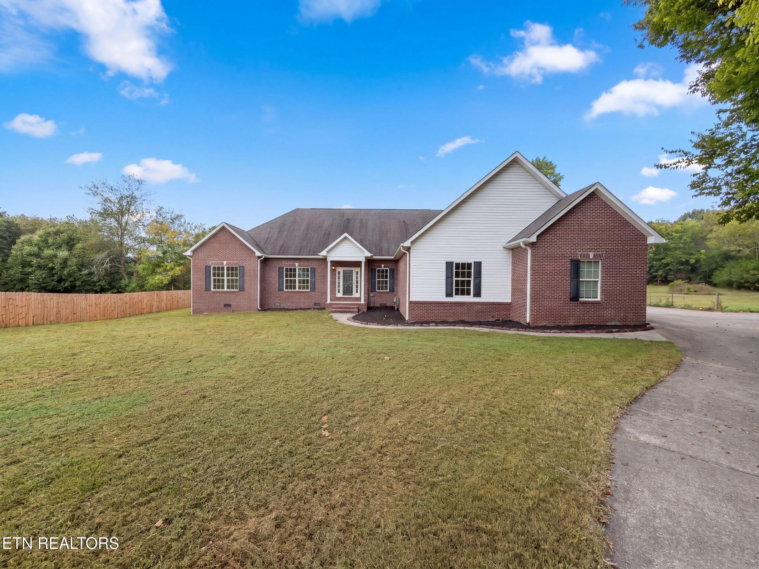 2433 Misty Ridge Drive — photo