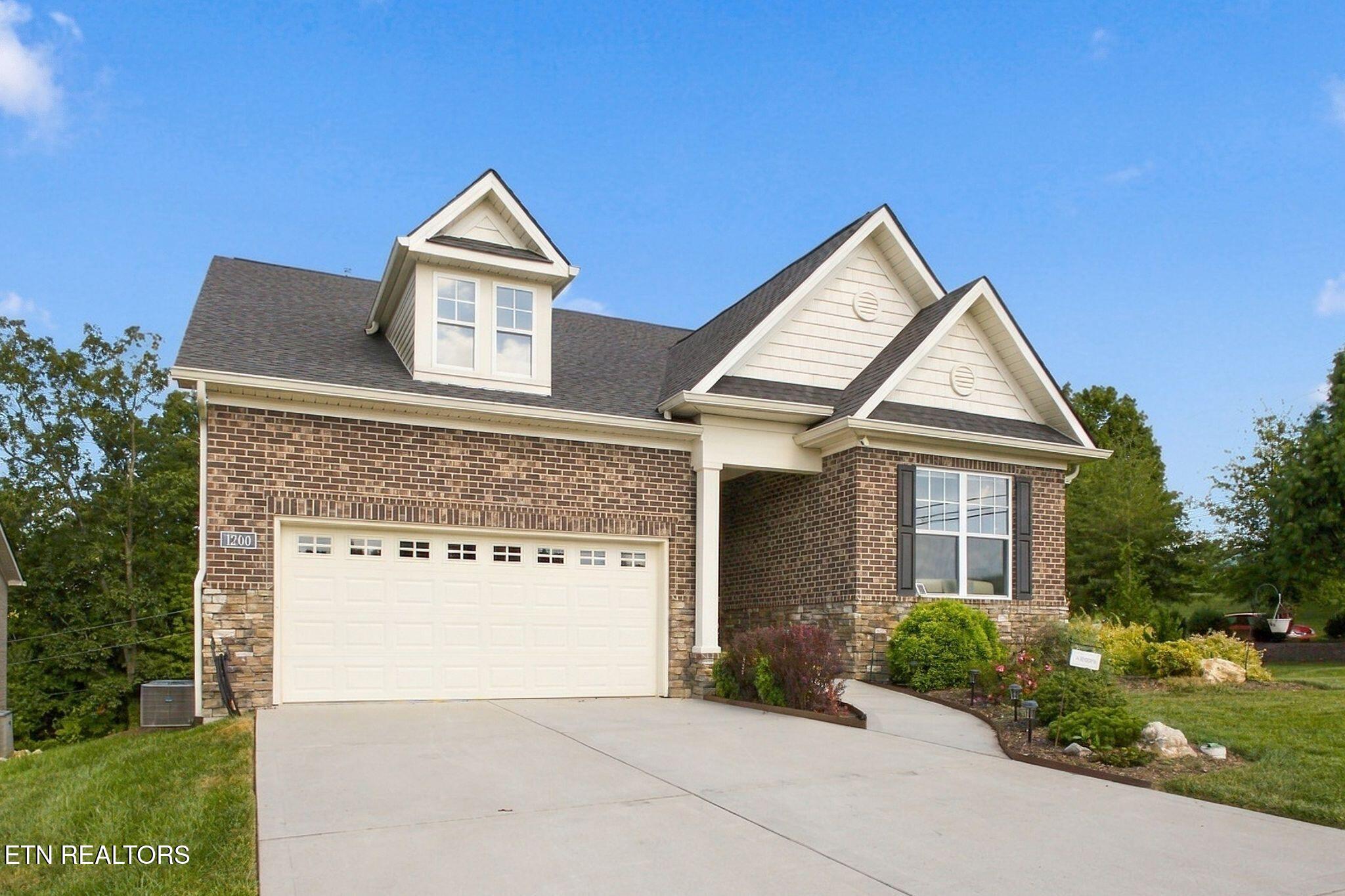 1200 Loggerhead Lane — photo