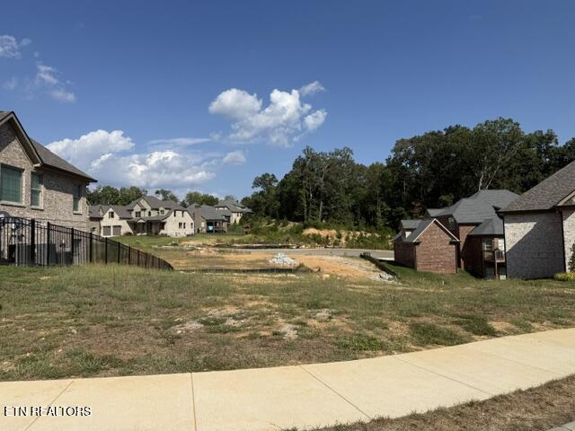 712 Averystone Lane — photo