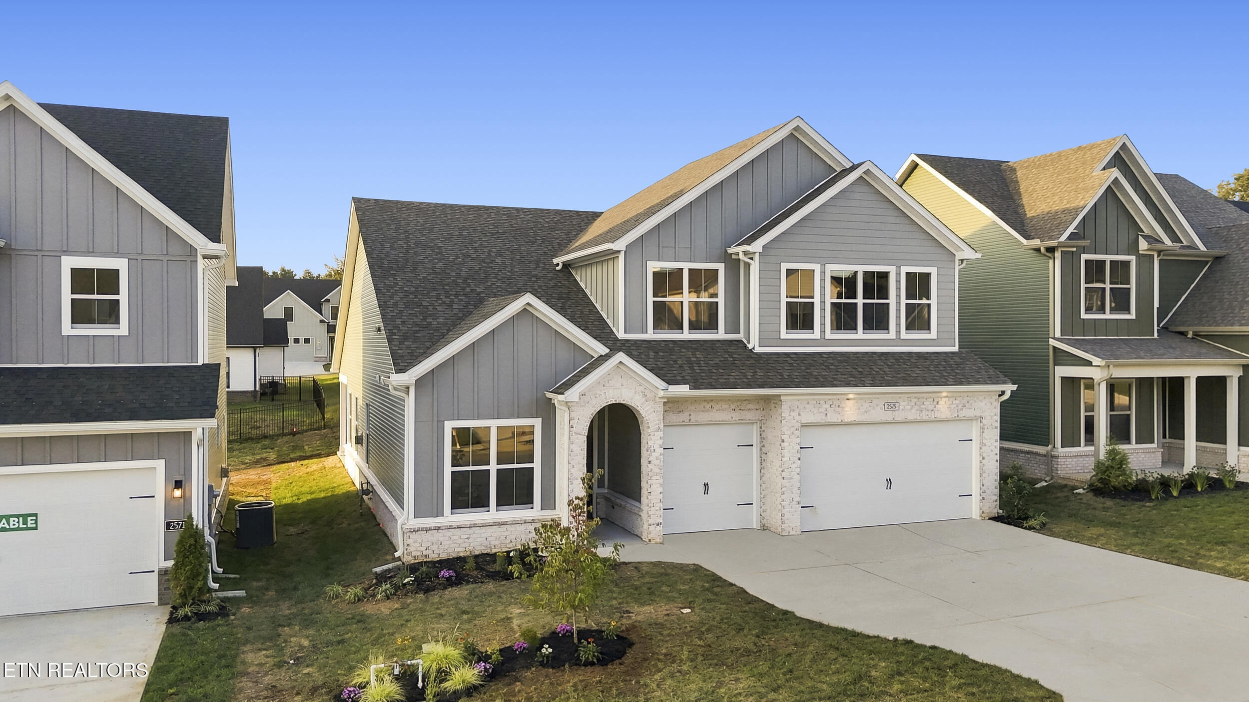 2575 Marshall Pass Rd — photo
