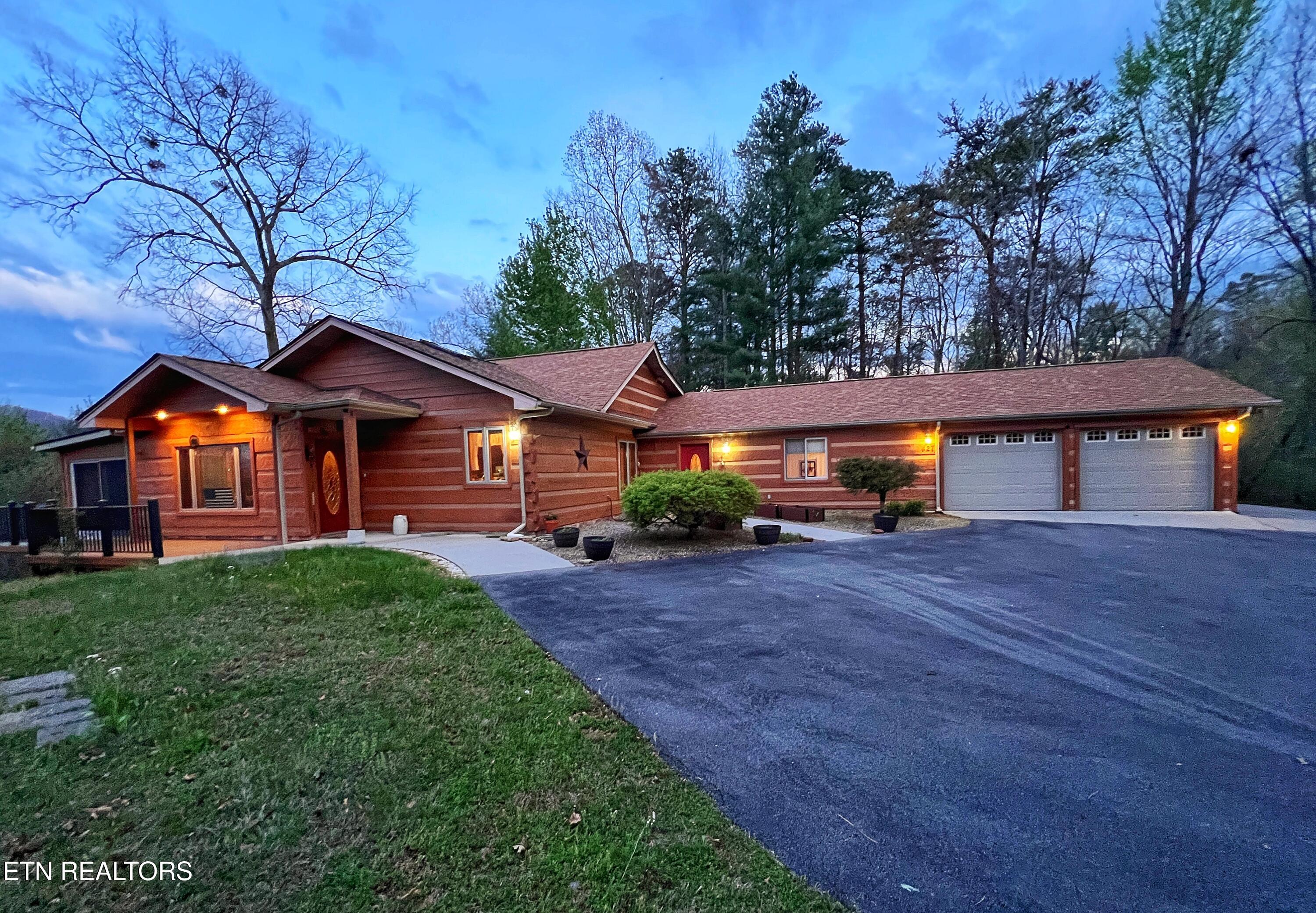 427 Gold Rd, Cosby, TN 37722 — photo 2