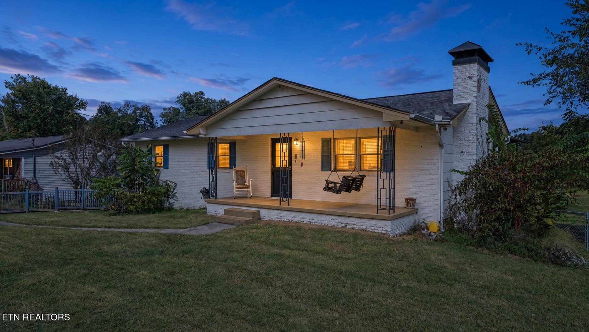 6909 Heatherbrook Drive — photo