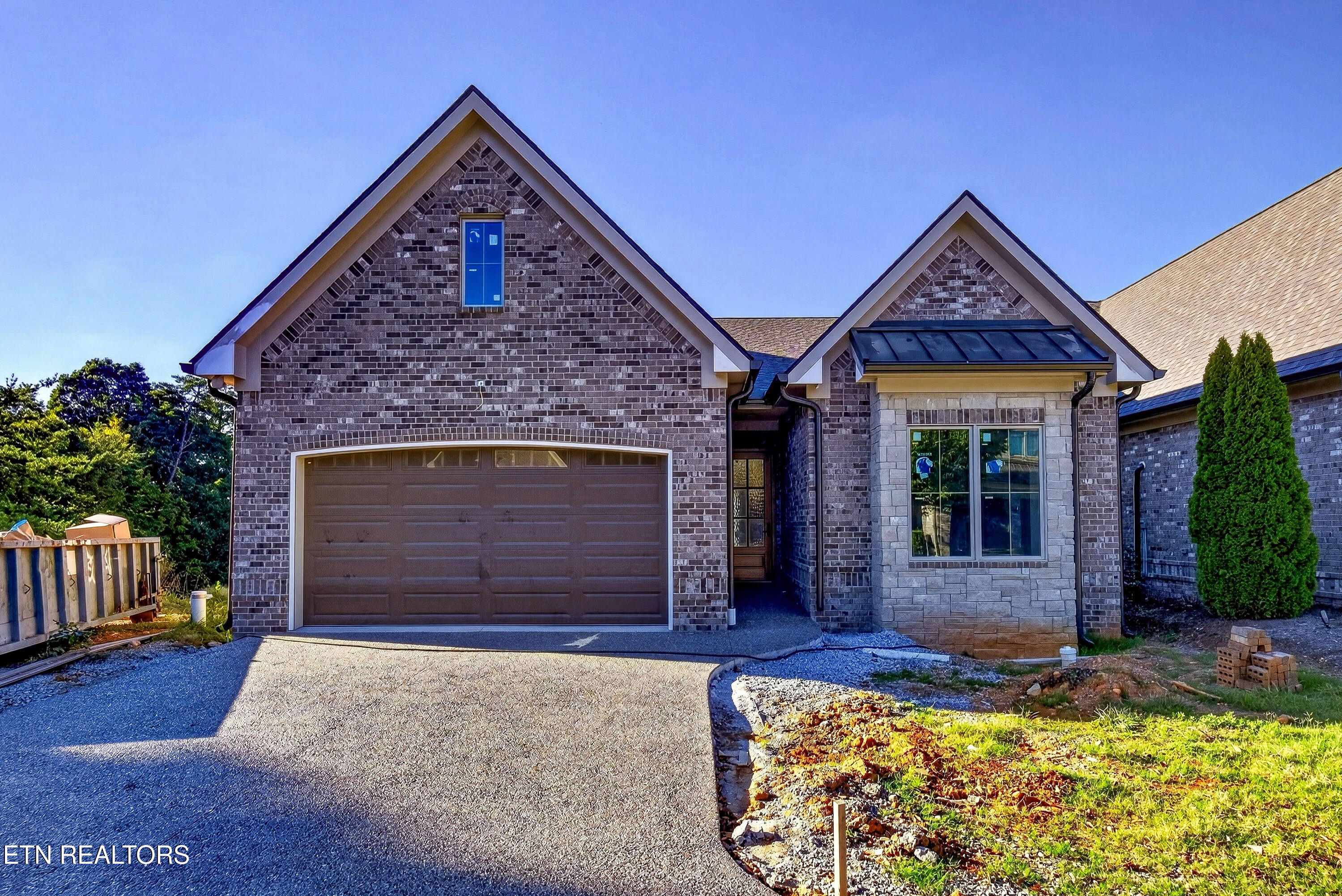 1447 Le Conte Vista Way — photo