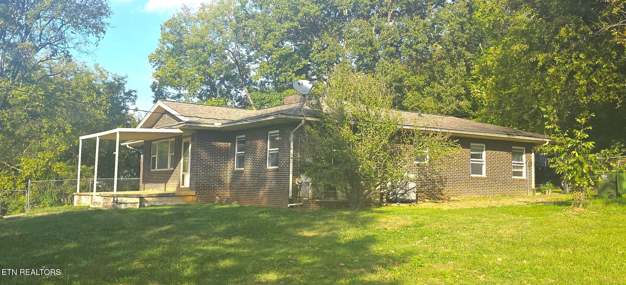 204 McCall Rd — photo