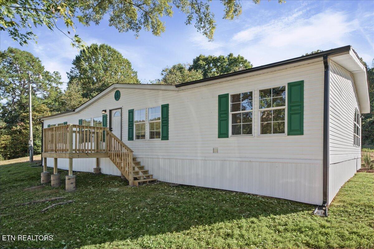 2807 Clouds Rd — photo