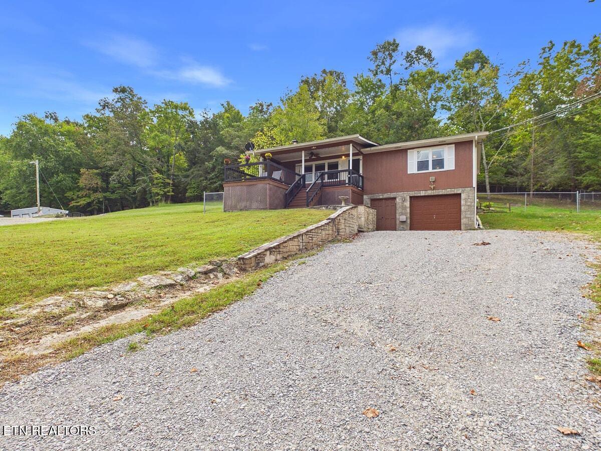 864 Scenic Lakeview Drive — photo