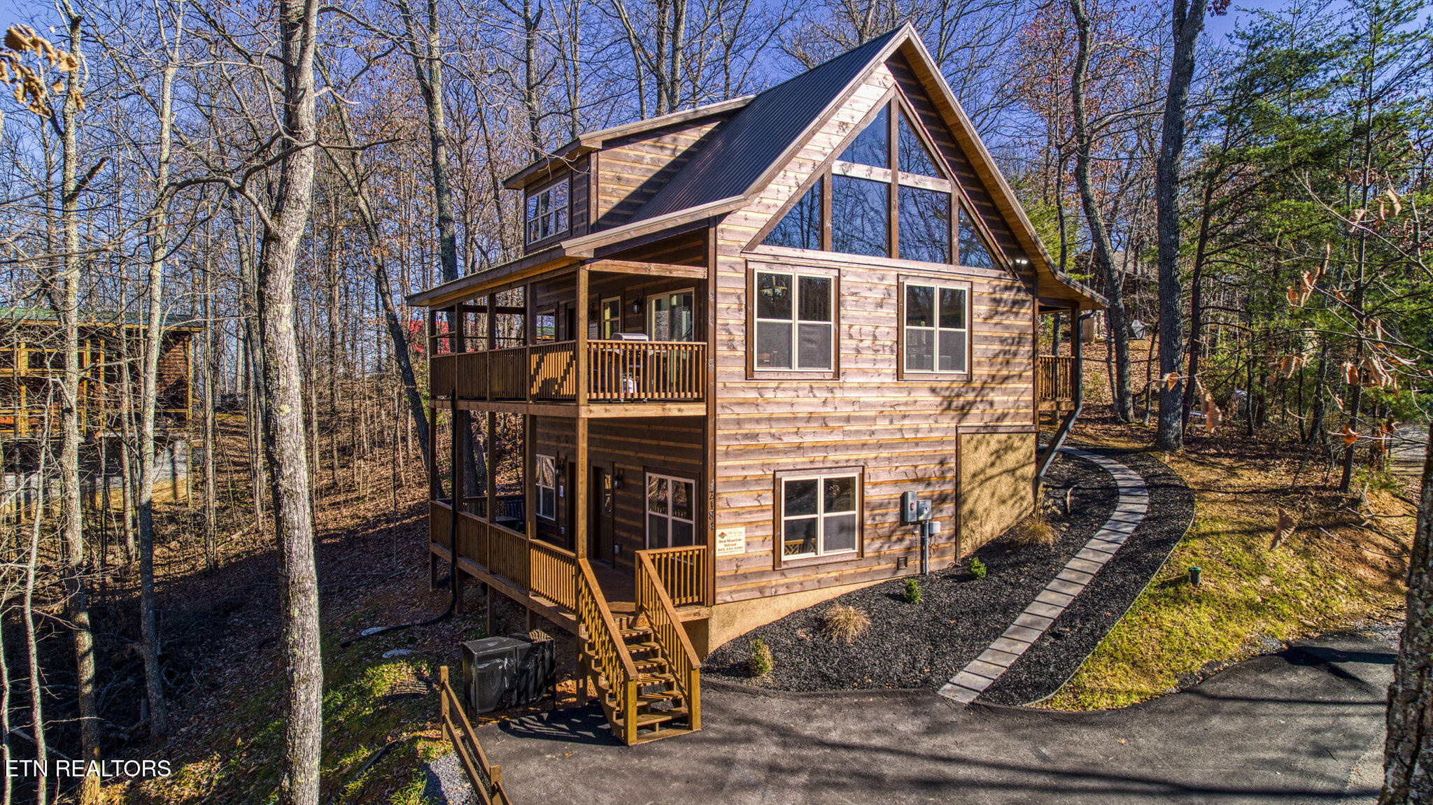 2184 Beach Front Drive — photo