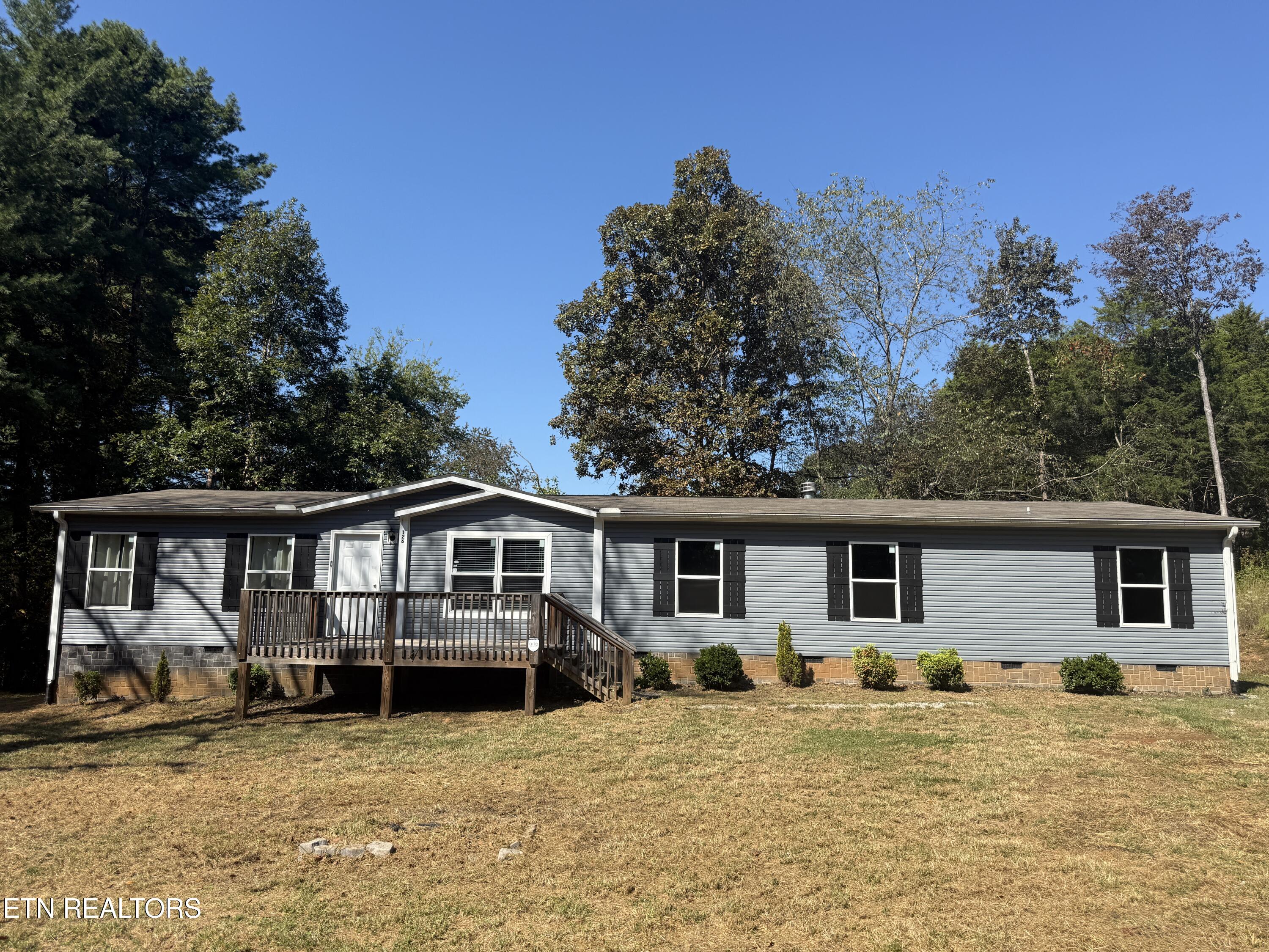 126 Texas Lane — photo