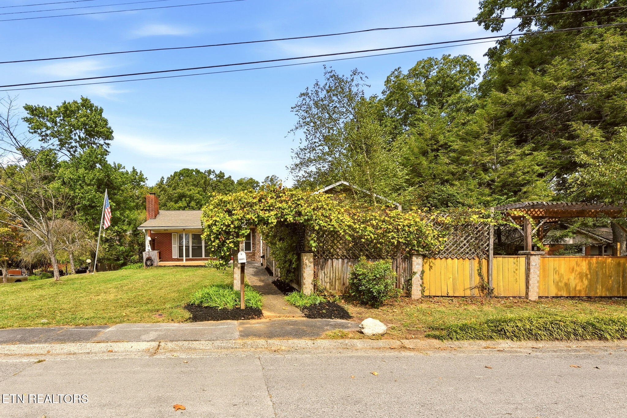 198 Lasalle Rd, Oak Ridge, TN 37830 — photo 2