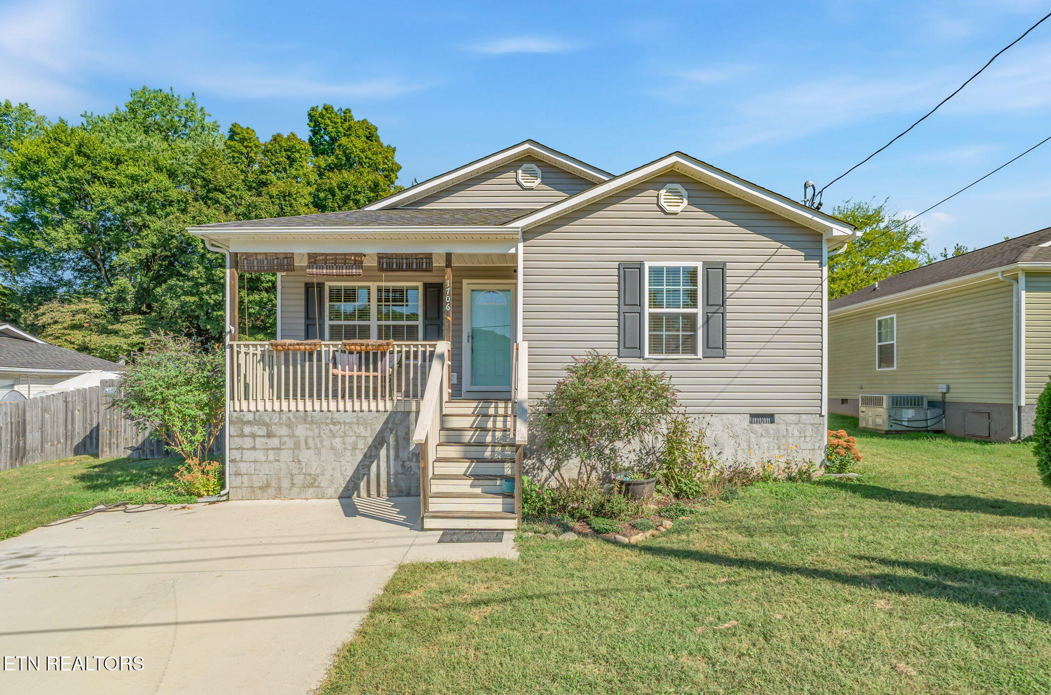 1706 Vada Circle — photo