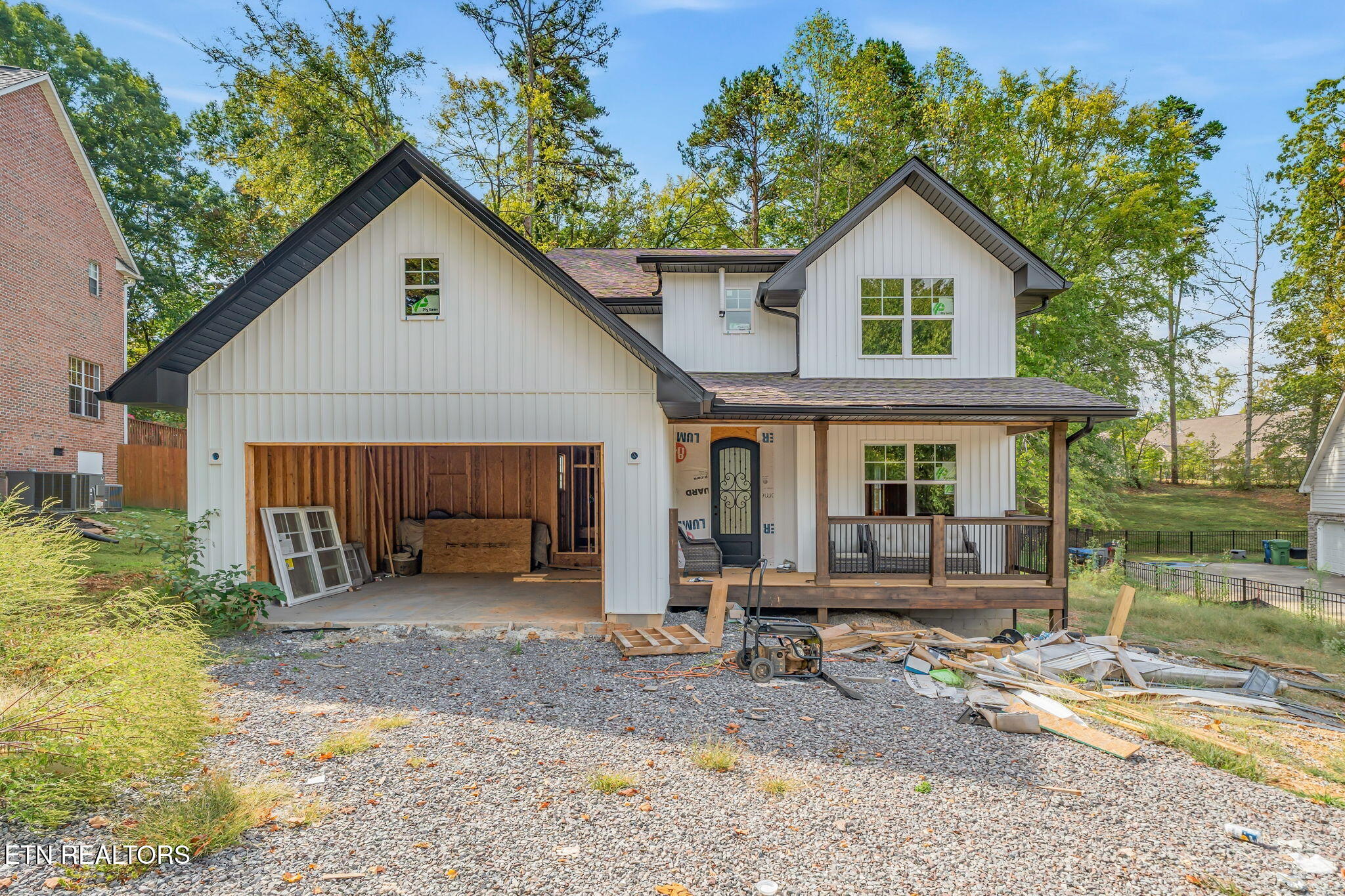 7313 Royal Springs Blvd — photo