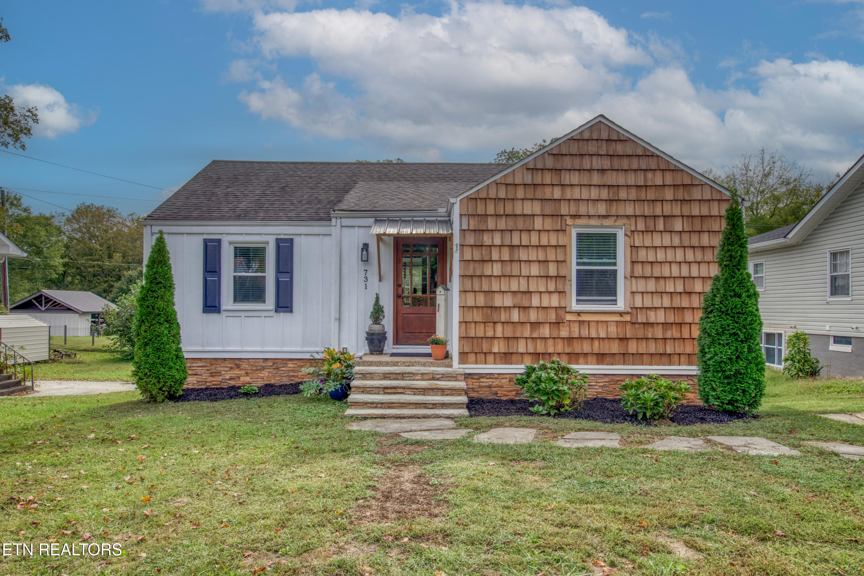 731 Cedar Springs Rd — photo