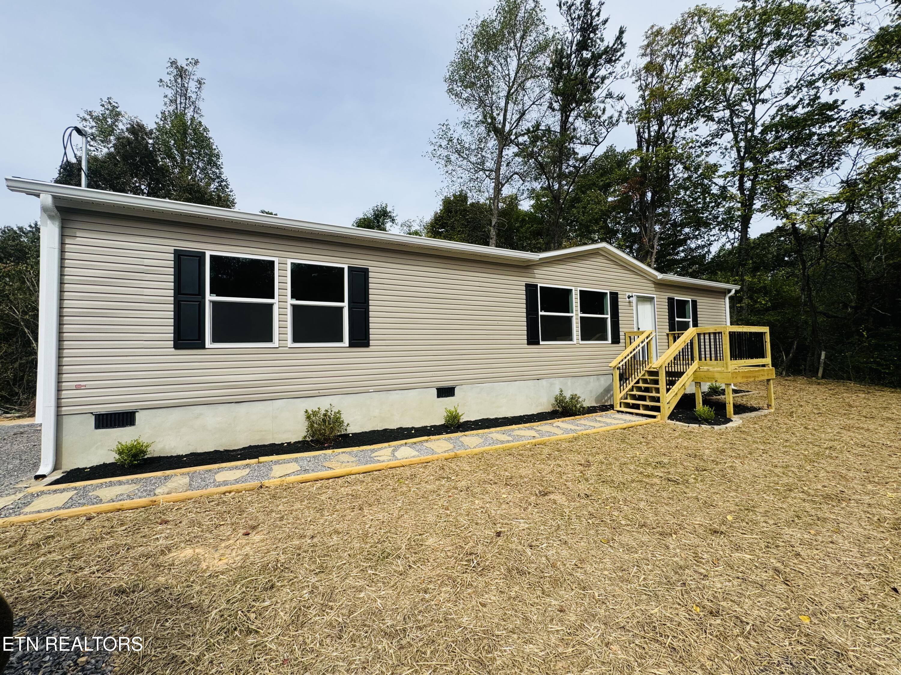 349 Wells Rd — photo