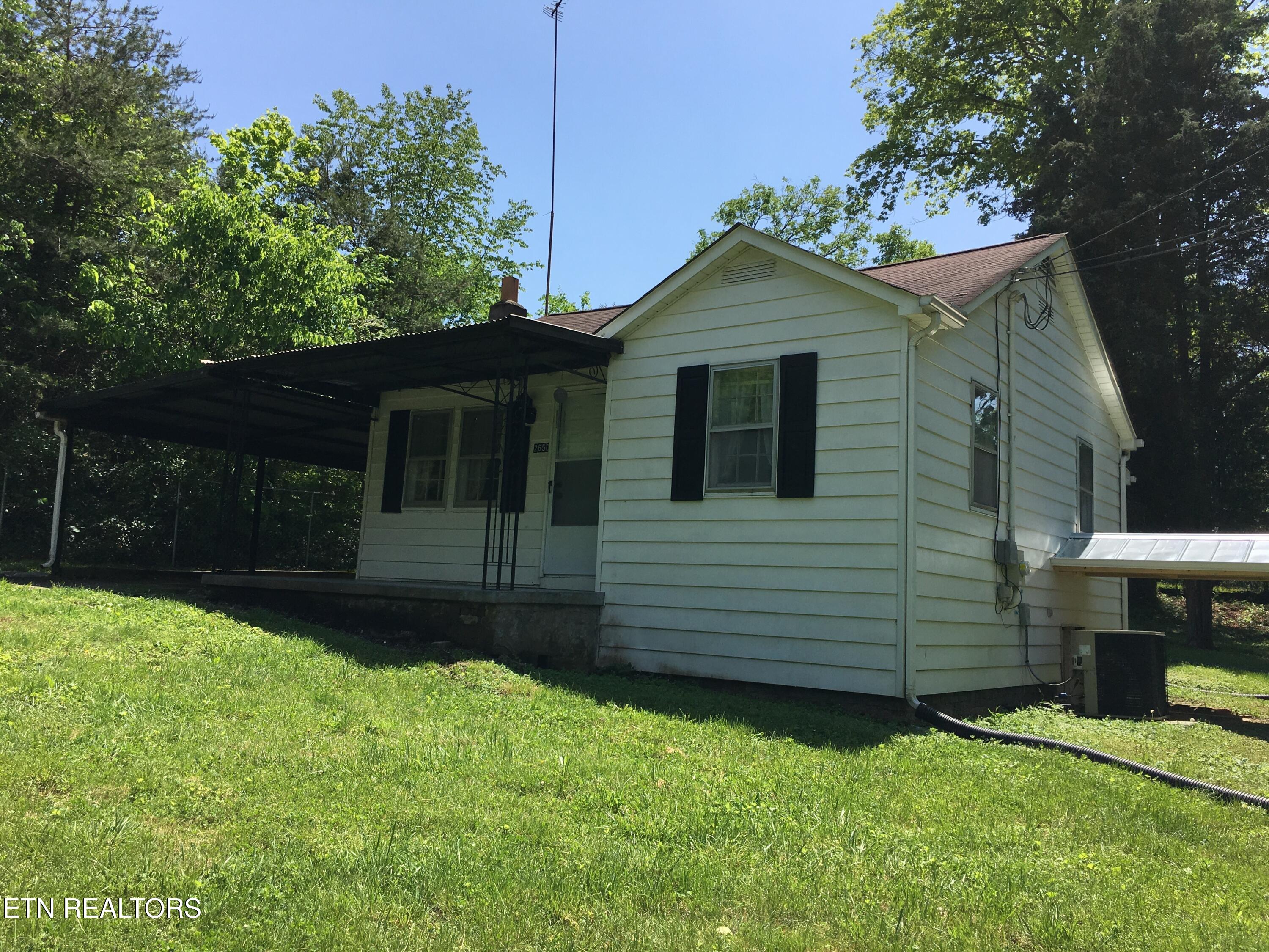 2650 Tuckaleechee Pike — photo