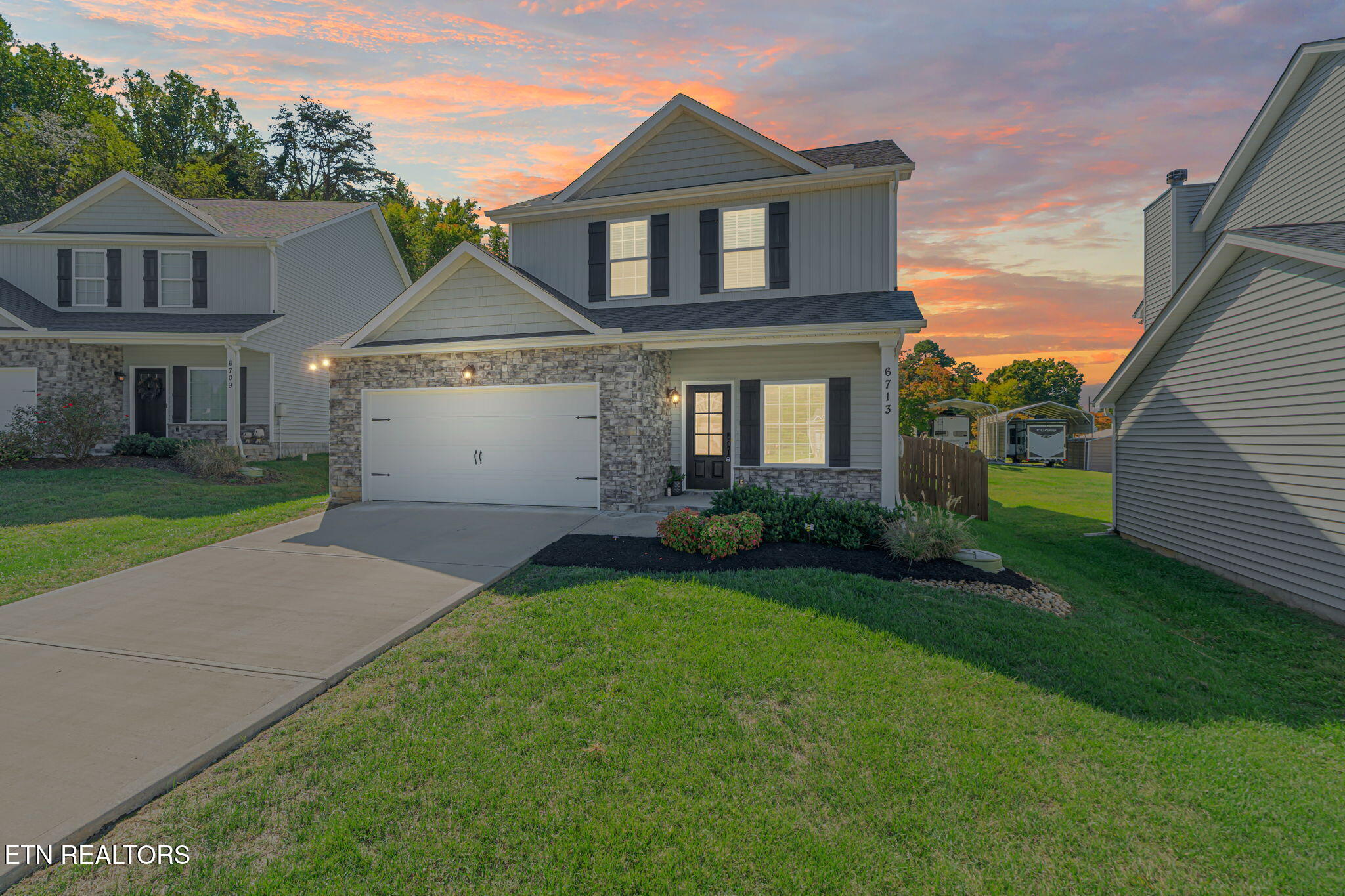 6713 Padgett Hill Lane — photo