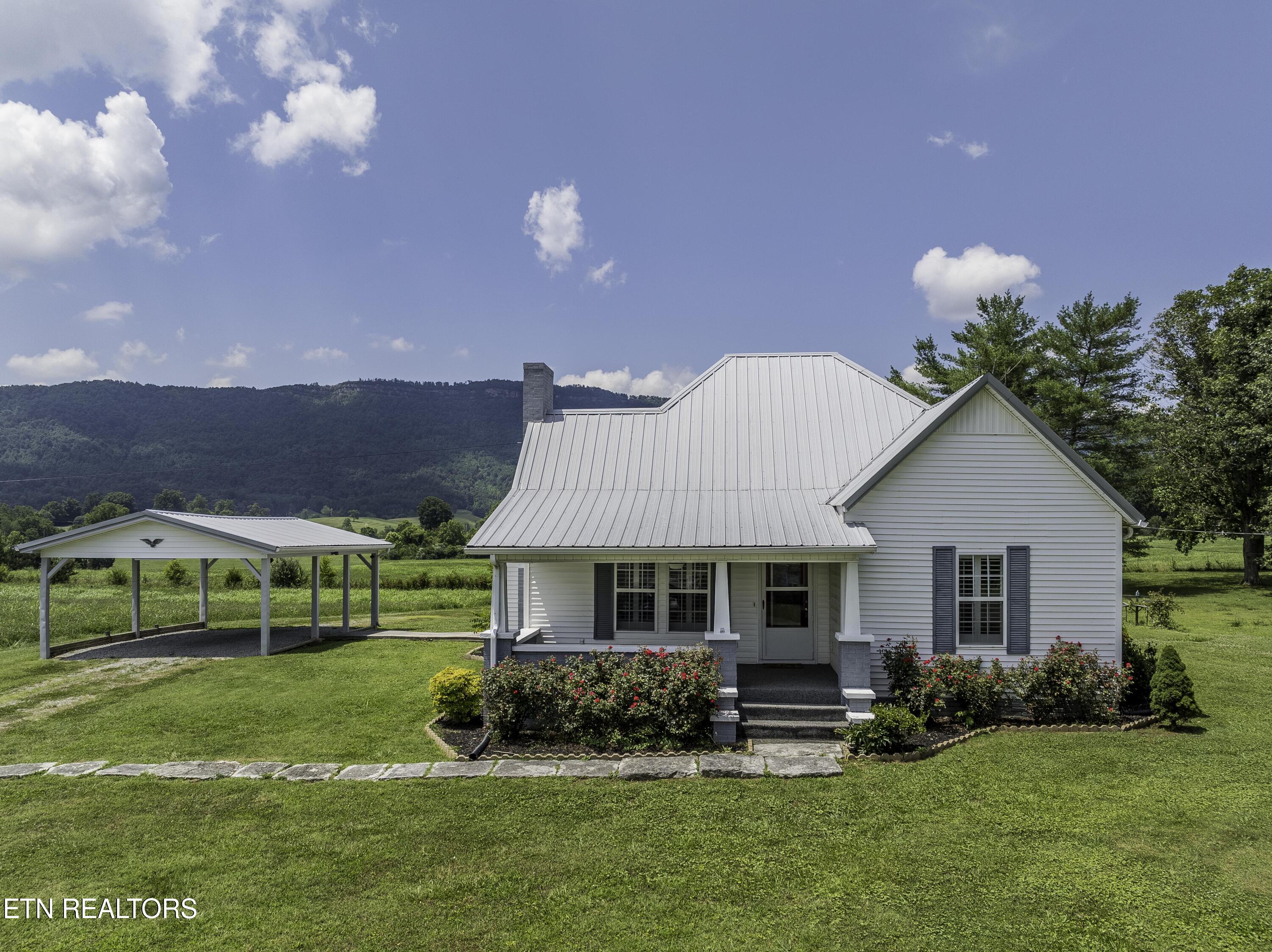 693 Old Middlesboro Hwy — photo