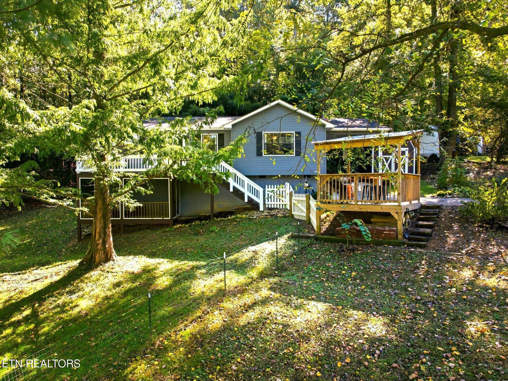 10000 Sugar Pine Court — photo