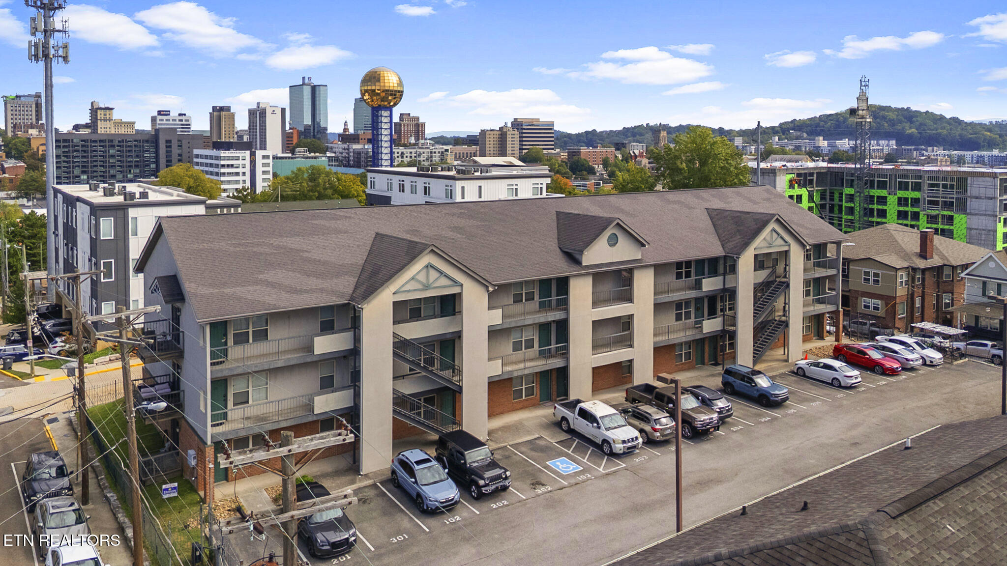 1201 Laurel Ave Unit 101 — photo